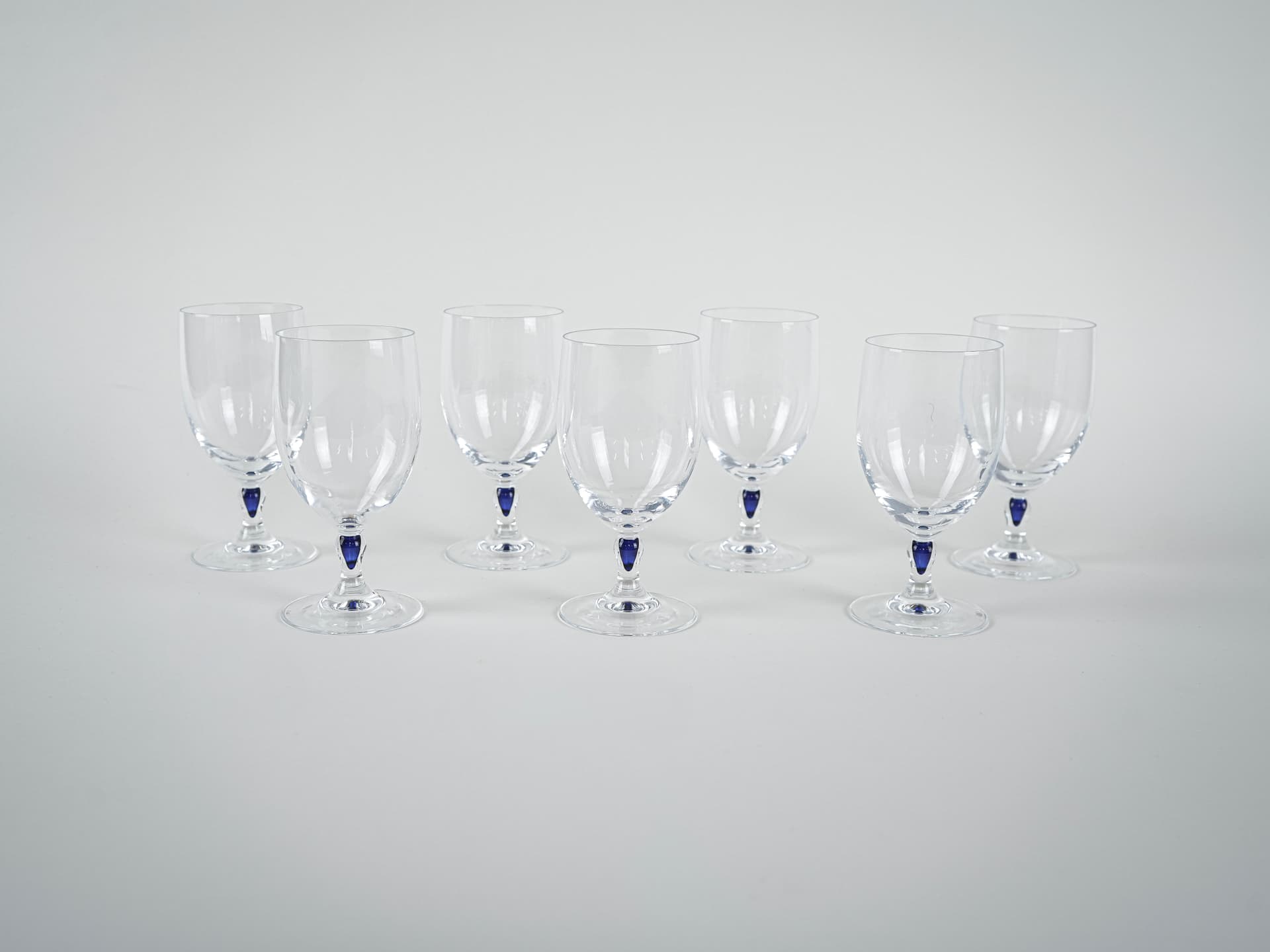 Set of champagne glasses Venise Saphir, transparent blue crystal, Cristal d'Arques, France, 1970s. - 321326
