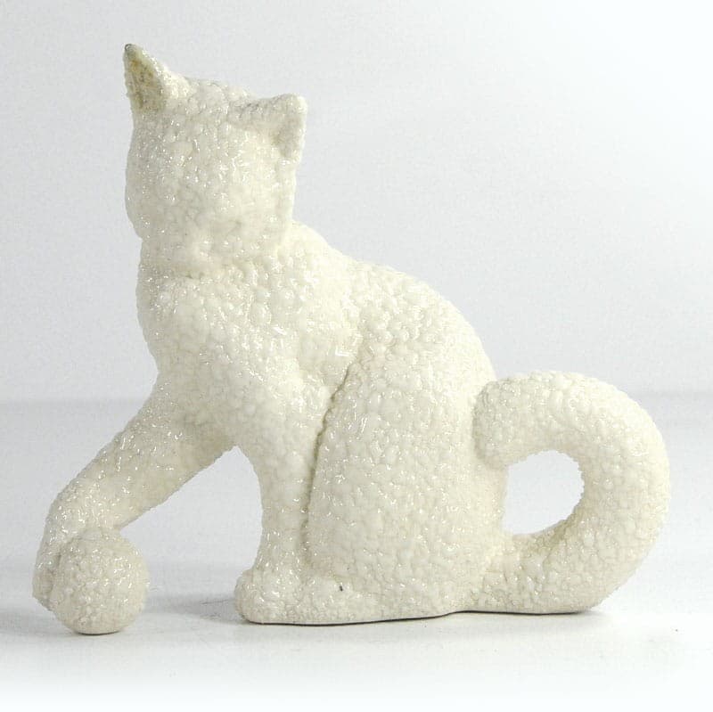 Cat figurine, white ceramic, Italy, 1950s. - 321652