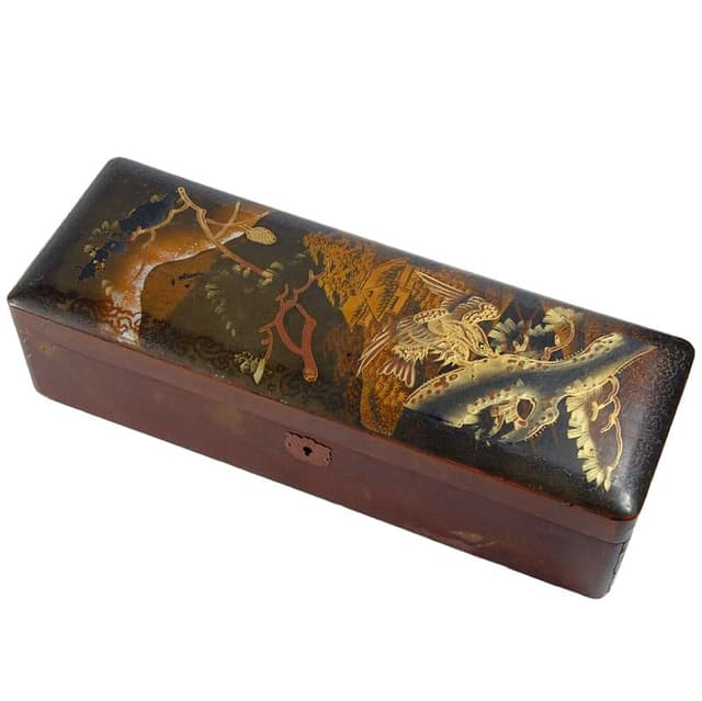 Box, brown lacquer, wood, Japan, early 20th c. - DIMENSION