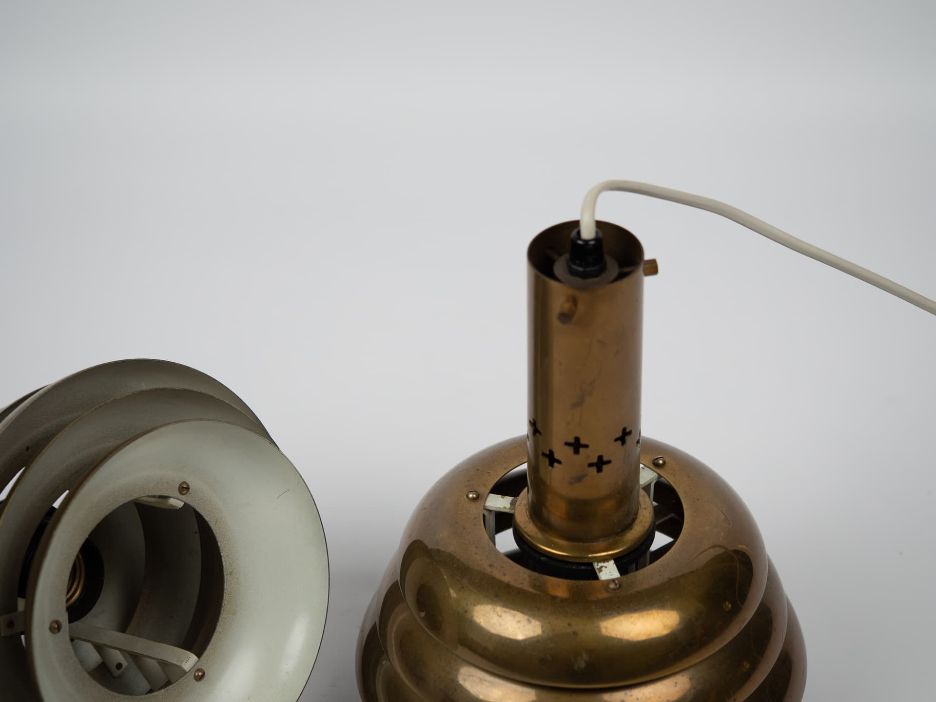 Pair of pendant lamps, gold brass aluminium, by K. Wiborg, Jeka, Sweden, 1980s. - 322007