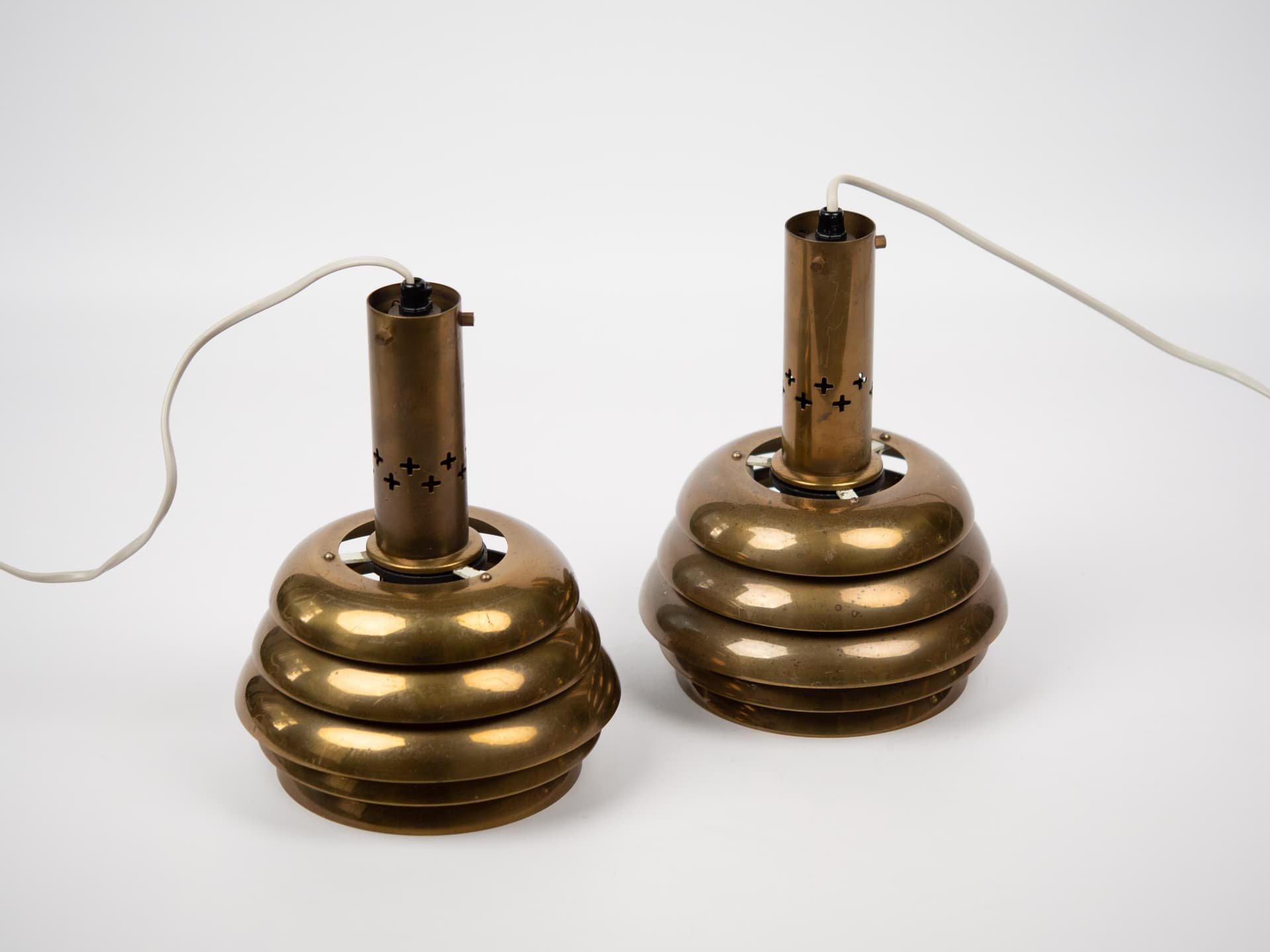 Pair of pendant lamps, gold brass aluminium, by K. Wiborg, Jeka, Sweden, 1980s. - 322011