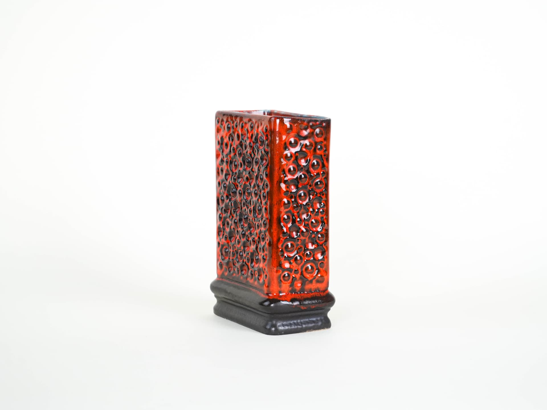 Vase Fat Lava, red black ceramics, Germany, 1960s. - 322079