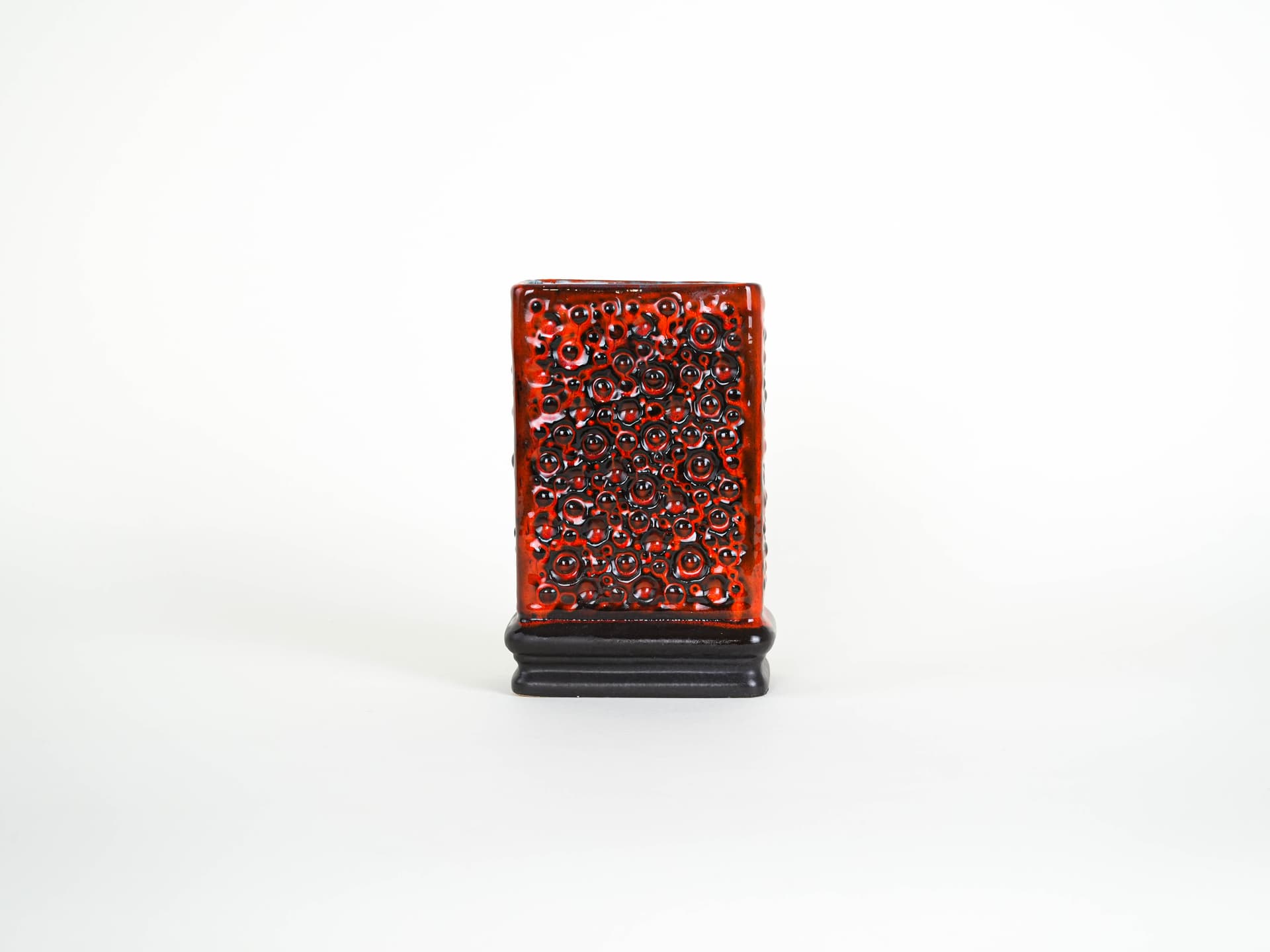Vase Fat Lava, red black ceramics, Germany, 1960s. - 322077