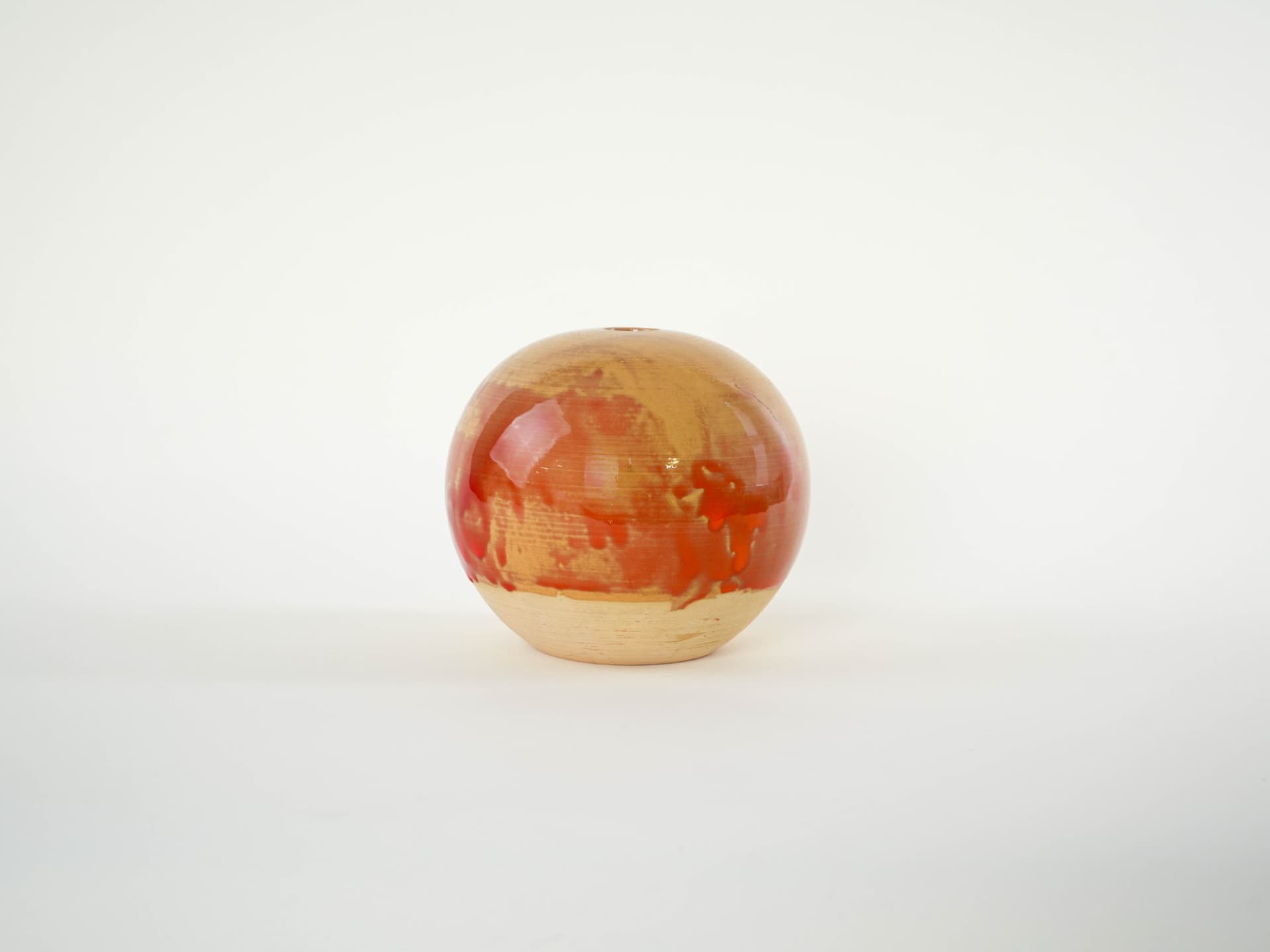 Spherical vase, beige orange red, ceramics, Denmark, 1960s. - 322094