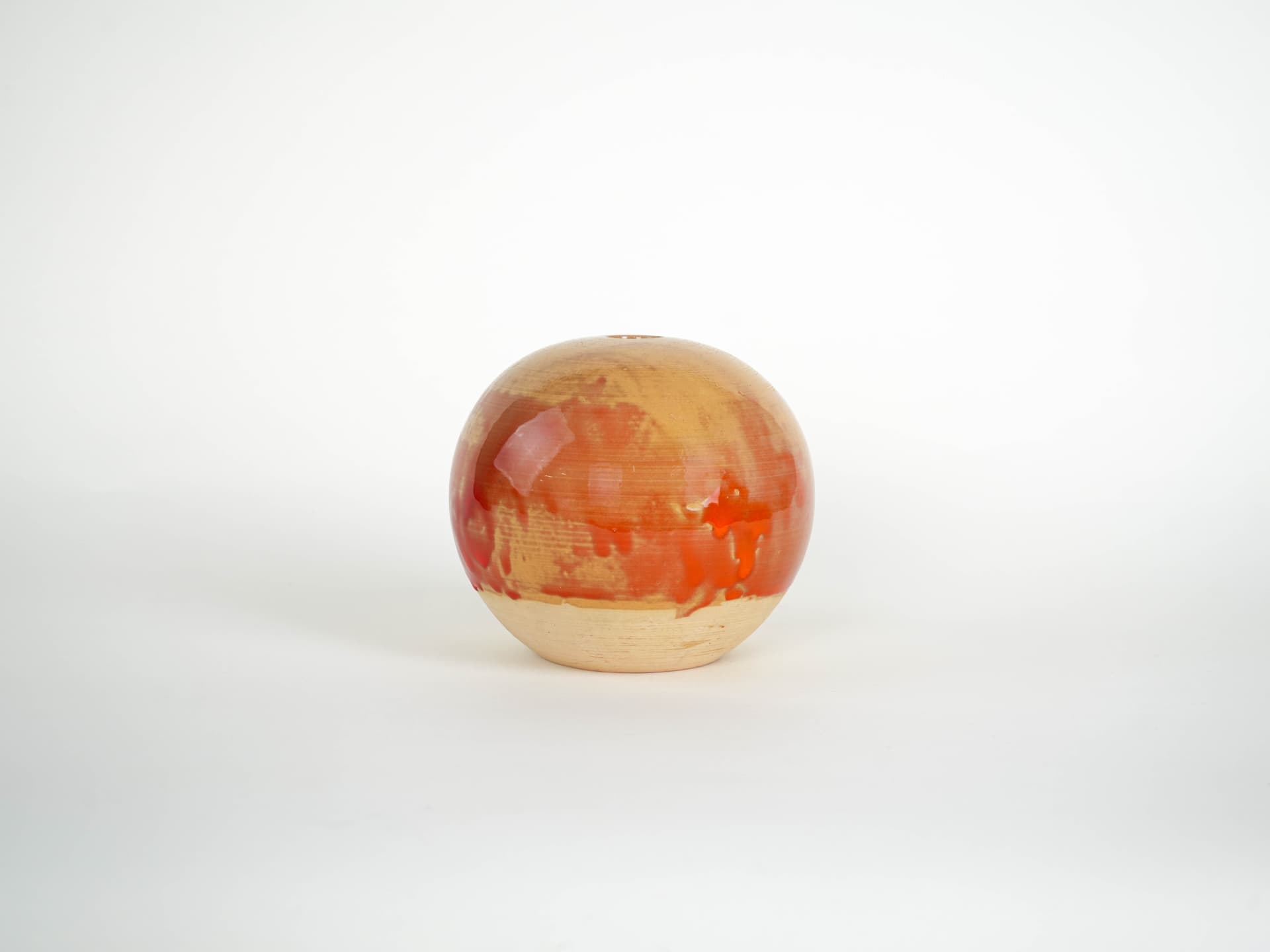Spherical vase, beige orange red, ceramics, Denmark, 1960s. - 322093