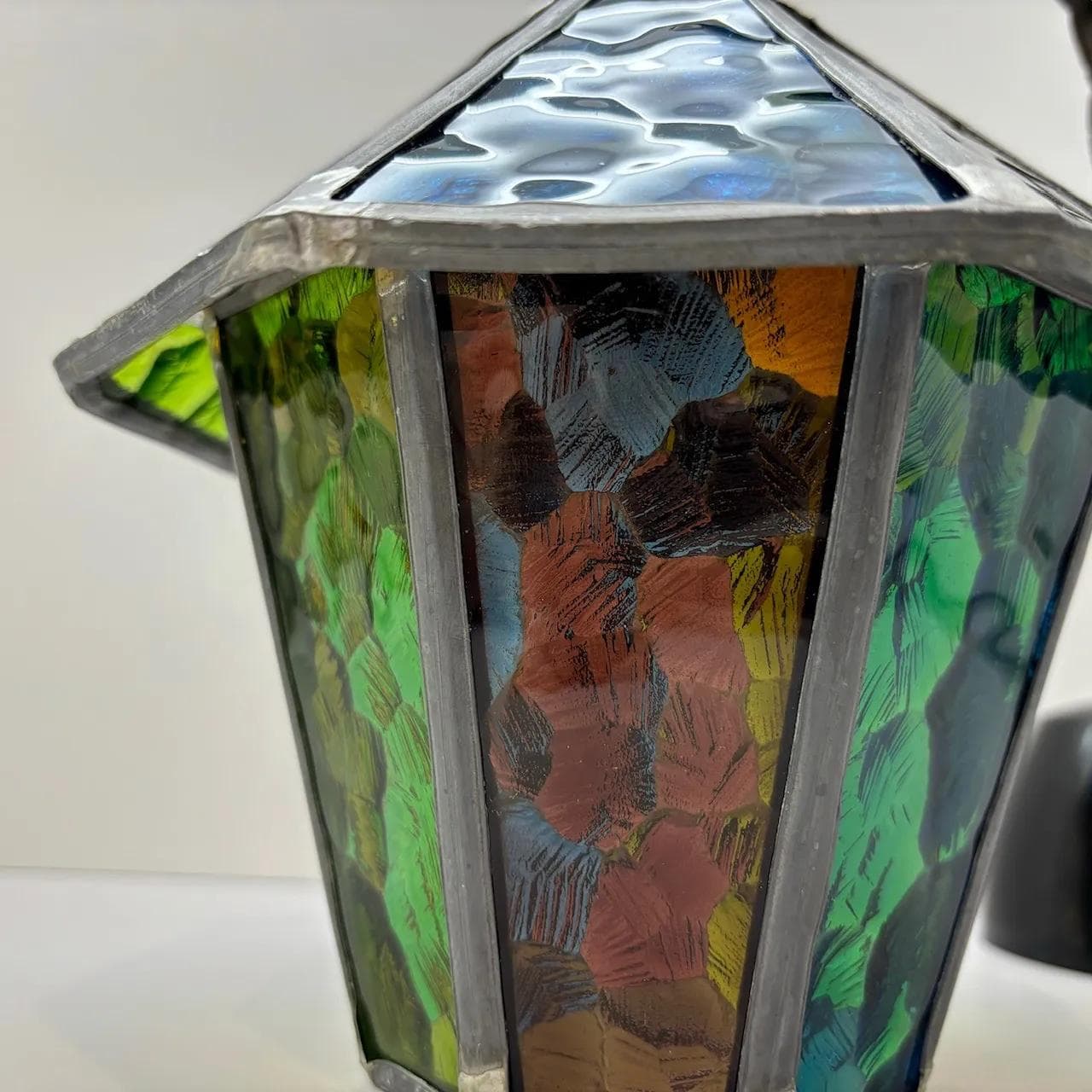 Lampa wisząca witrażowa, multikolor, szkło, metal, bakelit, Dania, lata 70. - 24140