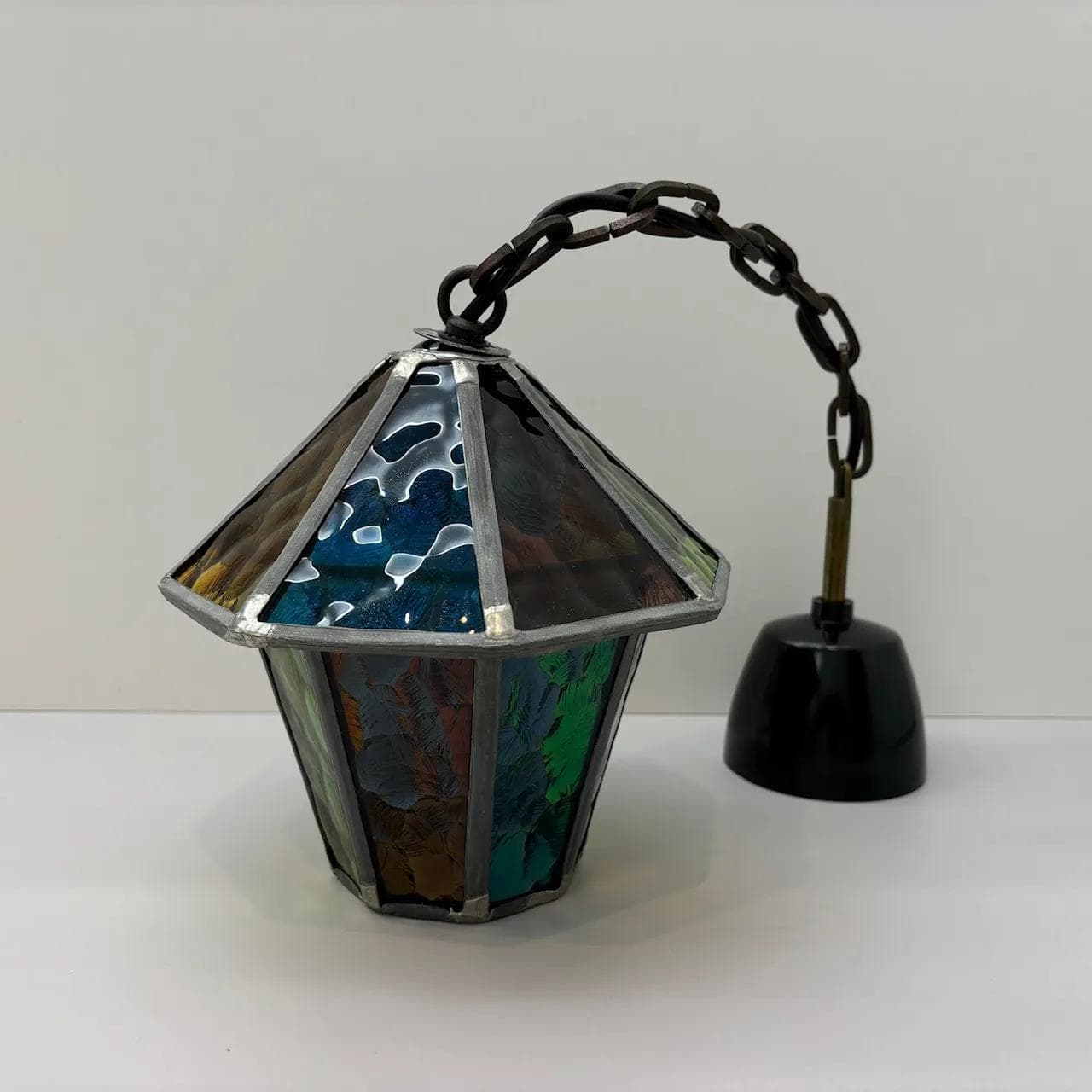 Lampa wisząca witrażowa, multikolor, szkło, metal, bakelit, Dania, lata 70. - 24142