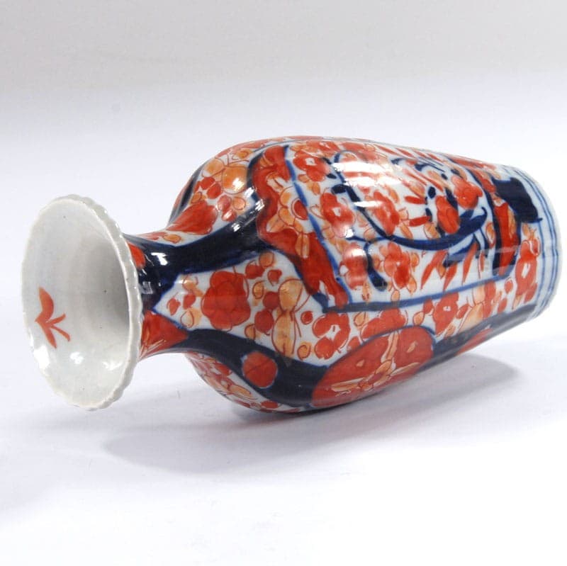 Wazon Imari, fajans biały, Japonia, przełom XIX/XX w. - 324643