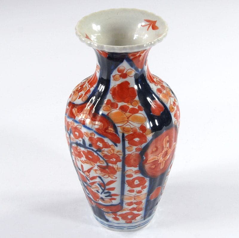 Wazon Imari, fajans biały, Japonia, przełom XIX/XX w. - 324642