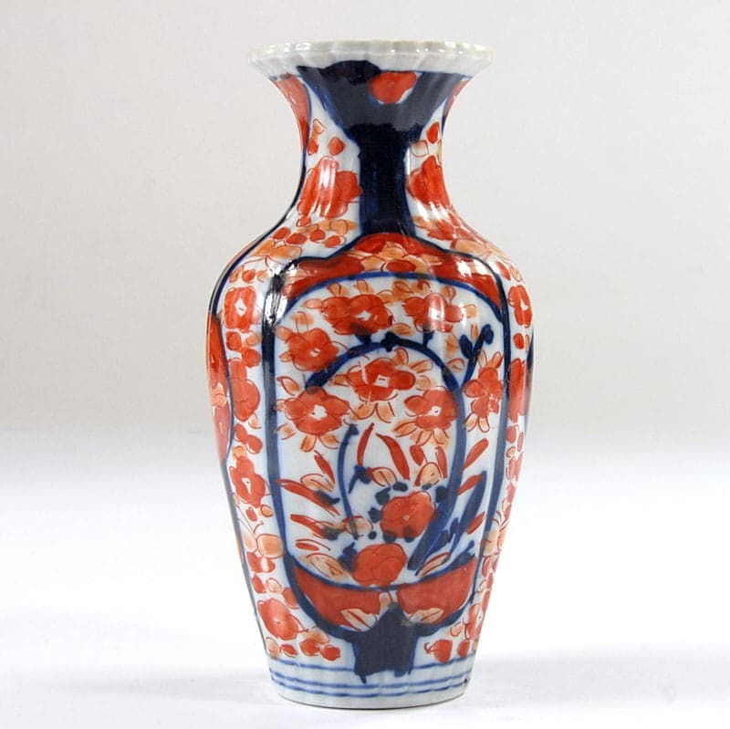 Wazon Imari, fajans biały, Japonia, przełom XIX/XX w. - 324641
