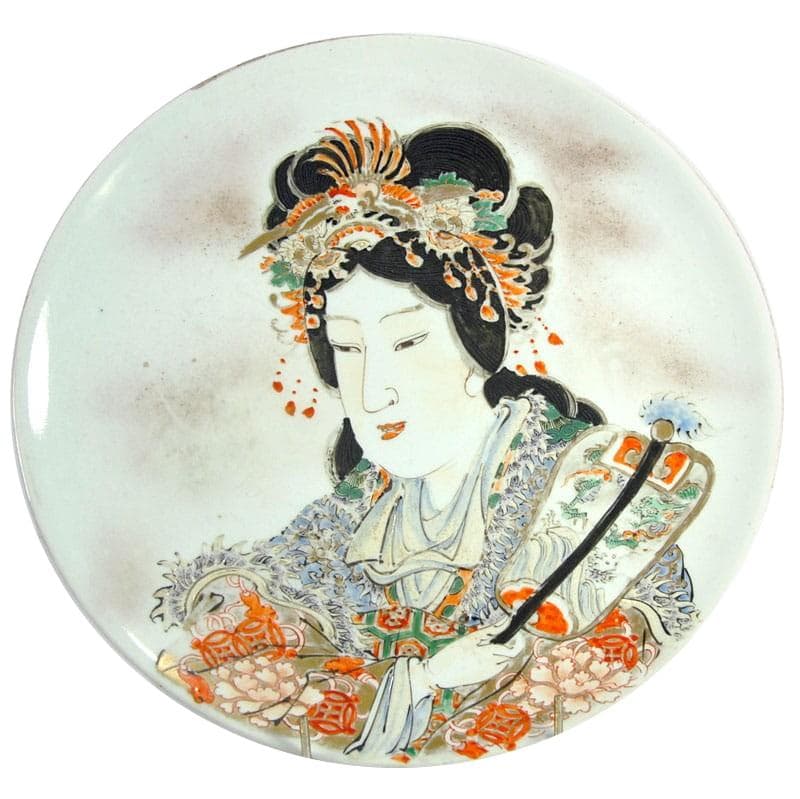 Talerz dekoracyjny Meiji, kremowy wielokolorowy, porcelana, Japonia, przełom XIX/XX w.