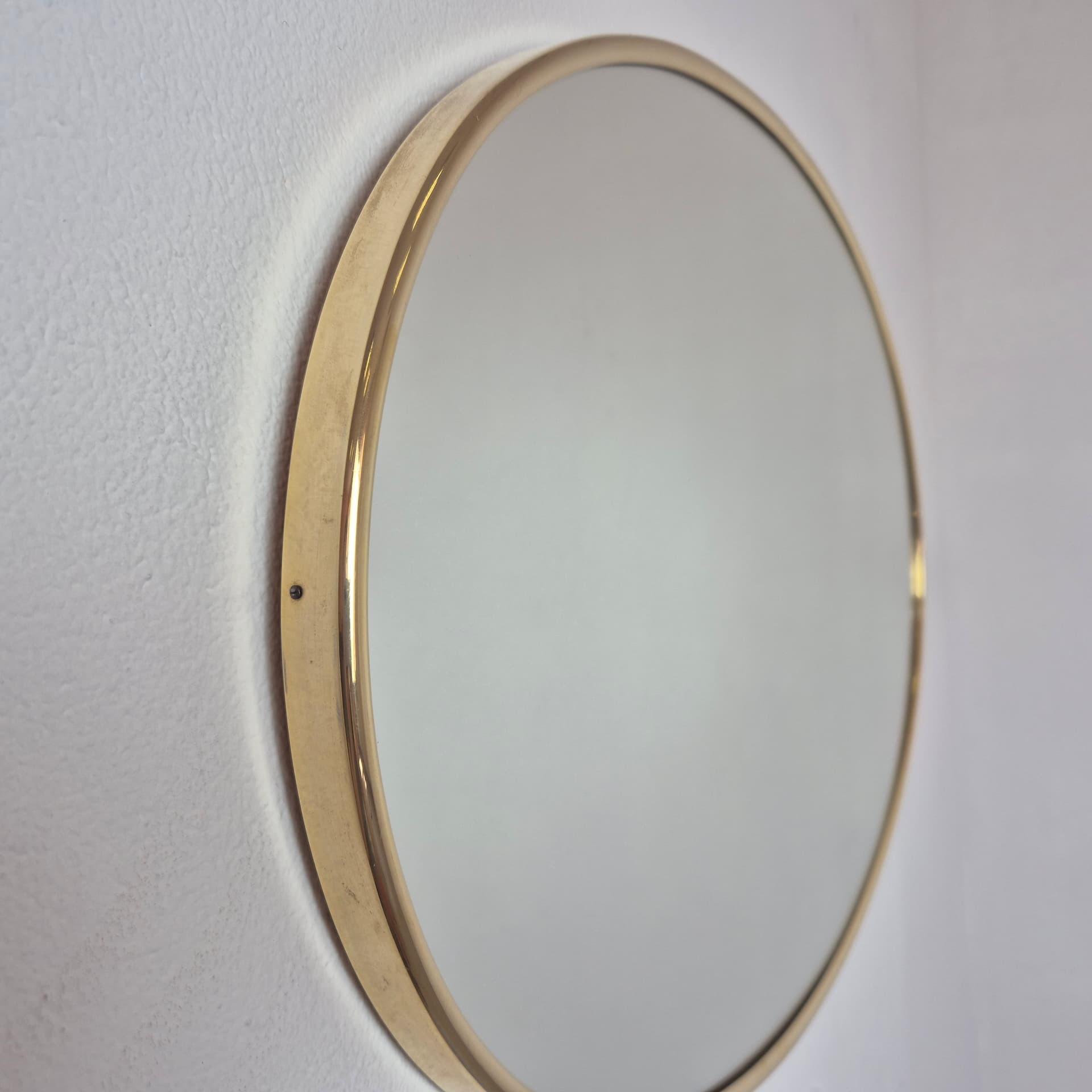 Oval mirror, gold metal, glass, Germany, 1960s. - 324283