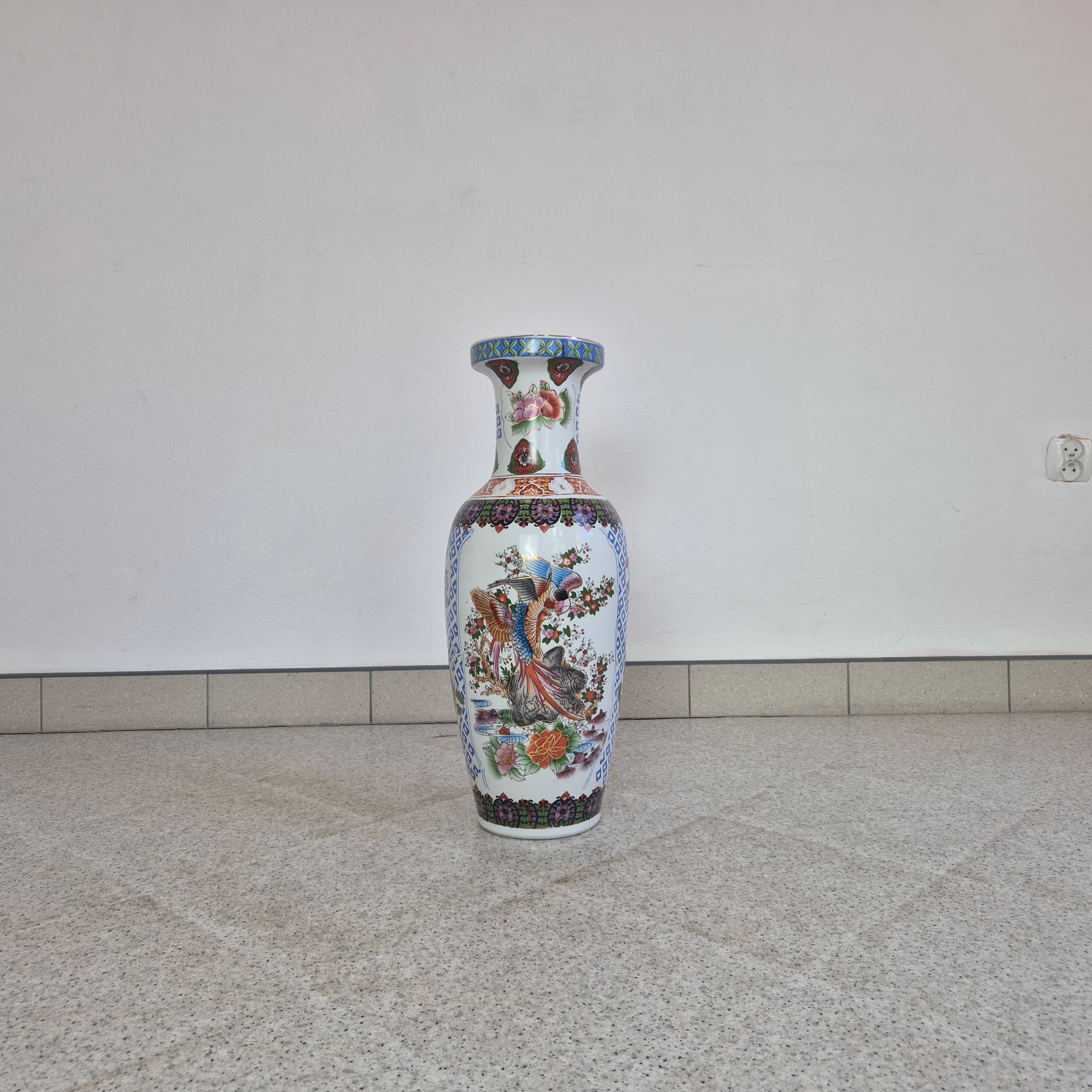 Decorative vase, paradise bird motif, white multicolor porcelain, China, 1980s. - 324353