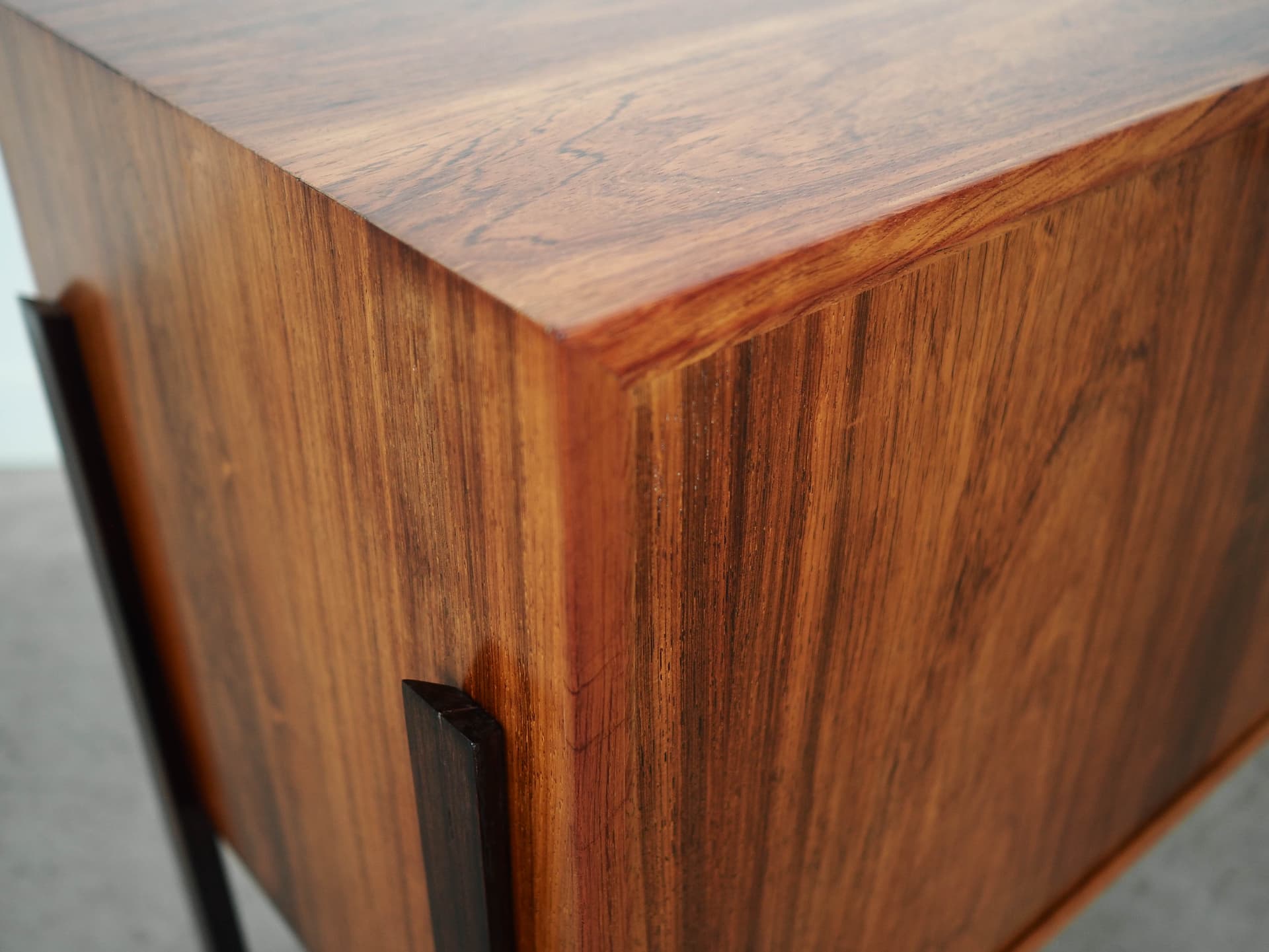 Bar cabinet, brown rosewood, Denmark, 1970s. - 325042
