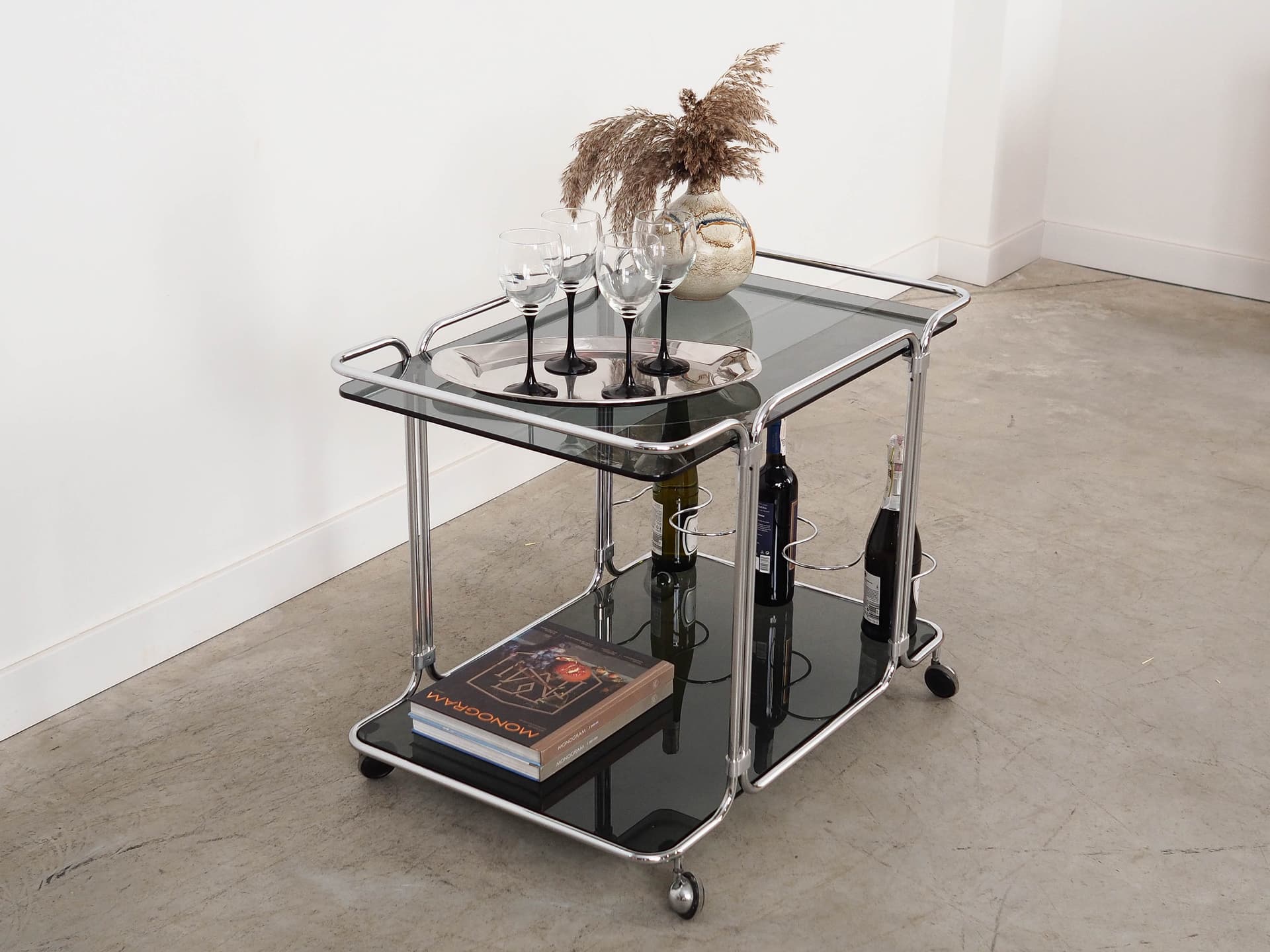 Bar cart, black glass, silver chrome, Italy, 1970s. - 325048