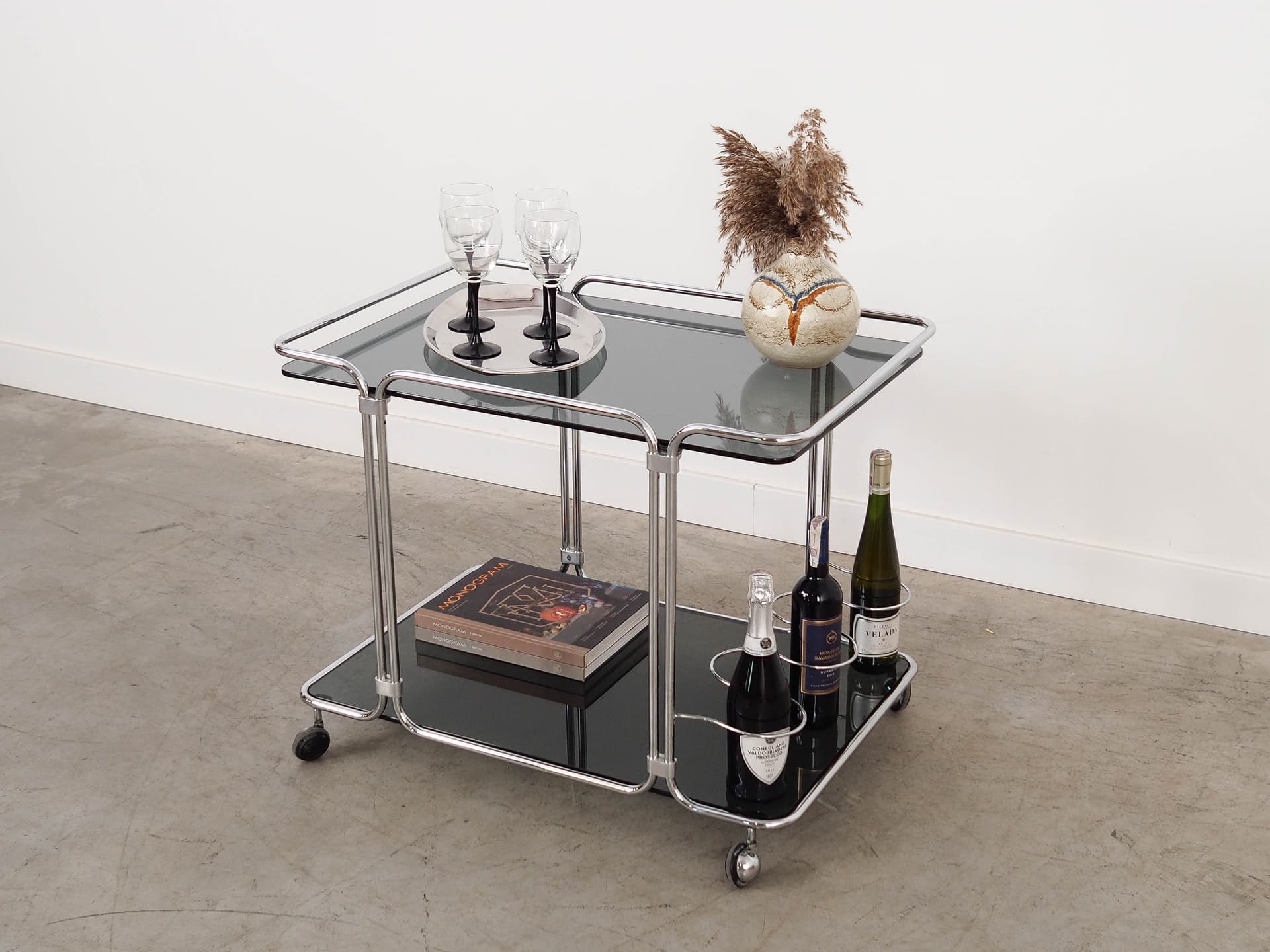 Bar cart, black glass, silver chrome, Italy, 1970s. - 325047