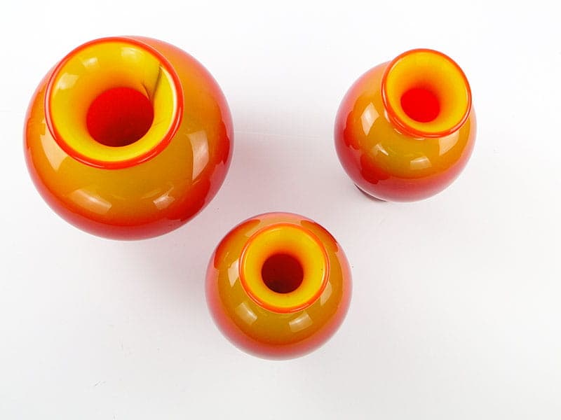 Set of three Cyntia vases, red orange yellow, colored soda-lime glass, by Z. Horbowy, Huta Szkła Inwald, Poland, 1970s. - 325075