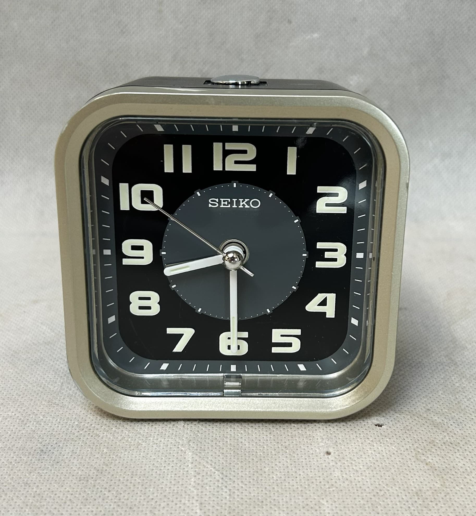 Alarm clock, silver plastic, transparent acrylic, Japan, 1980s. - 325090