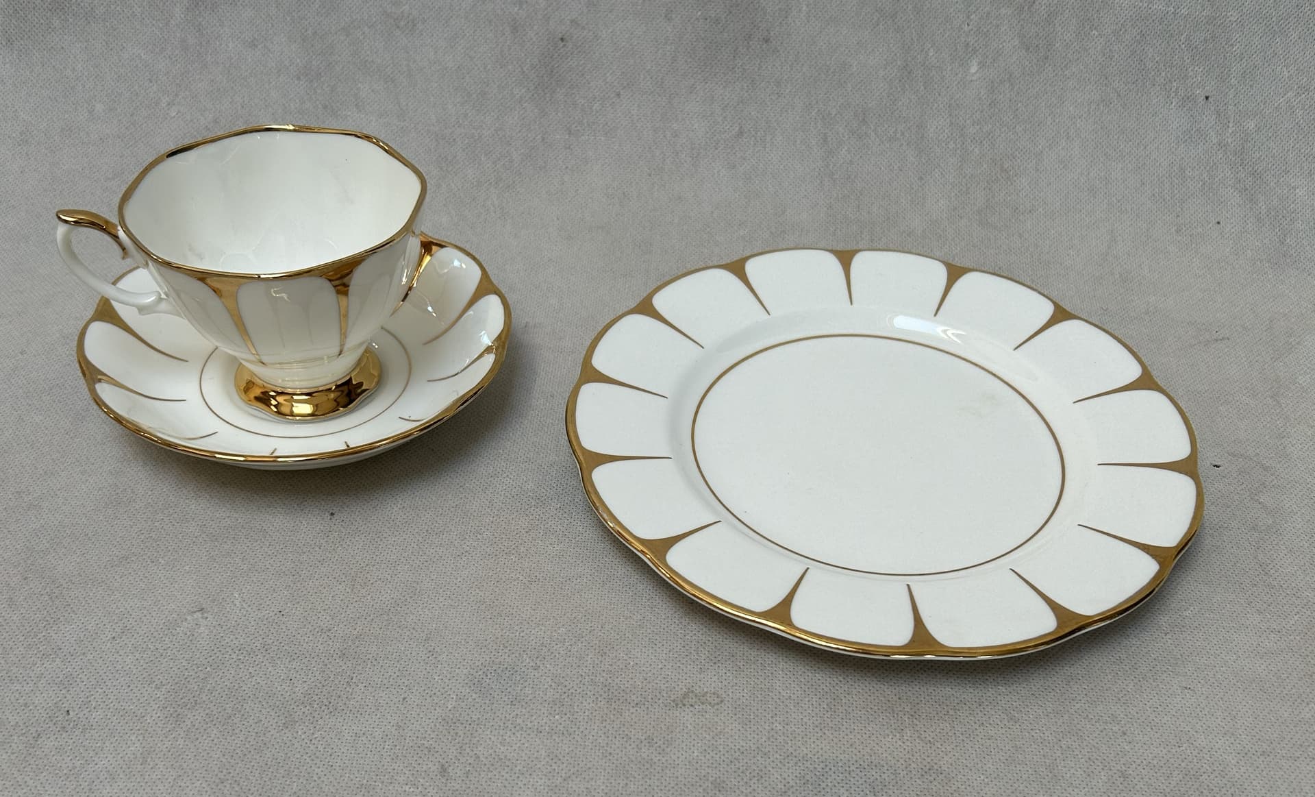 Zestaw trio Art Deco, biały złoty, porcelana, Royal Vale, Wielka Brytania, lata 30. - 325116