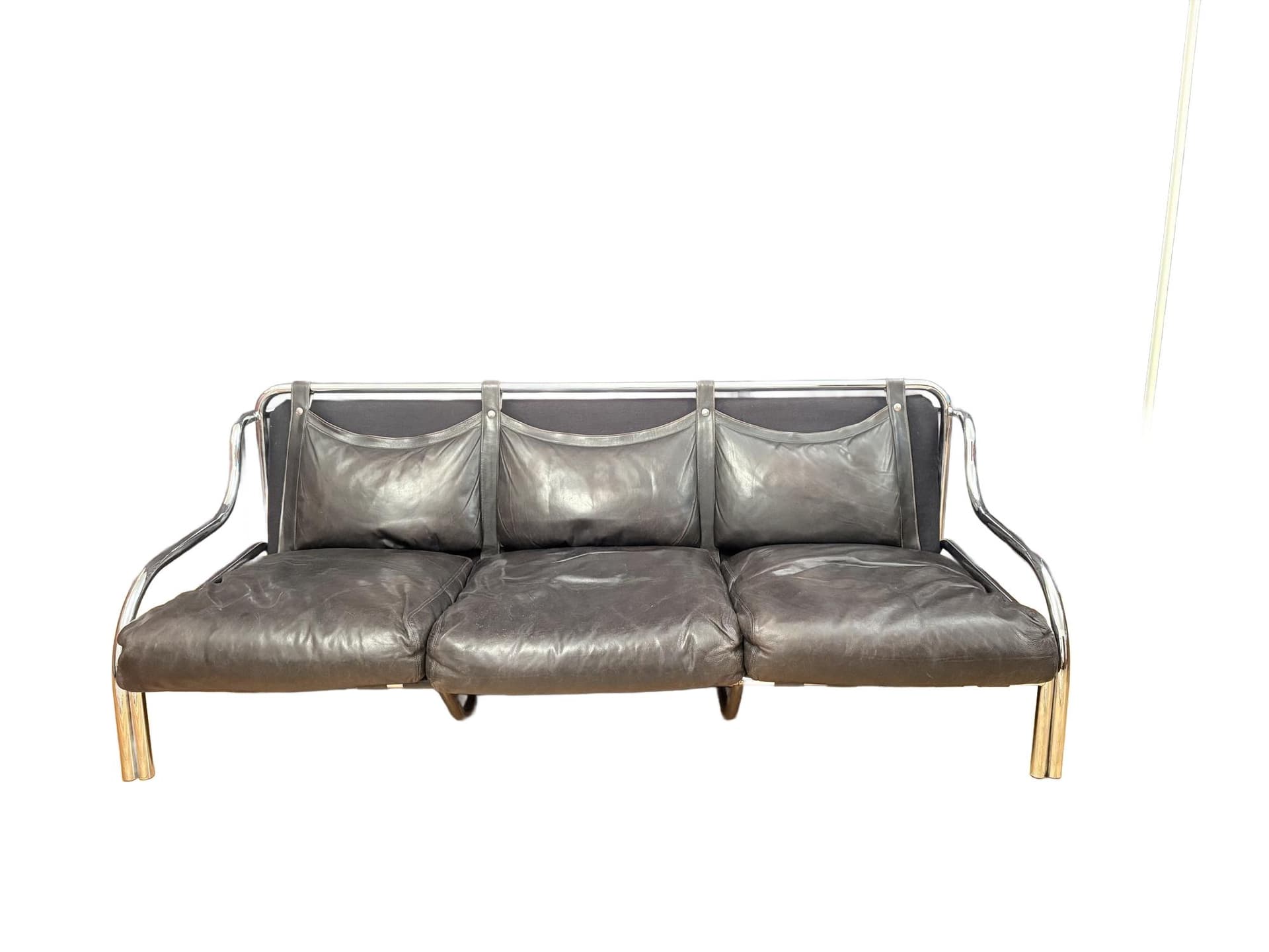 Three-seater sofa Stringa, black leather, chrome, by G. Aulenti, Poltronova, Italy, 1960s.