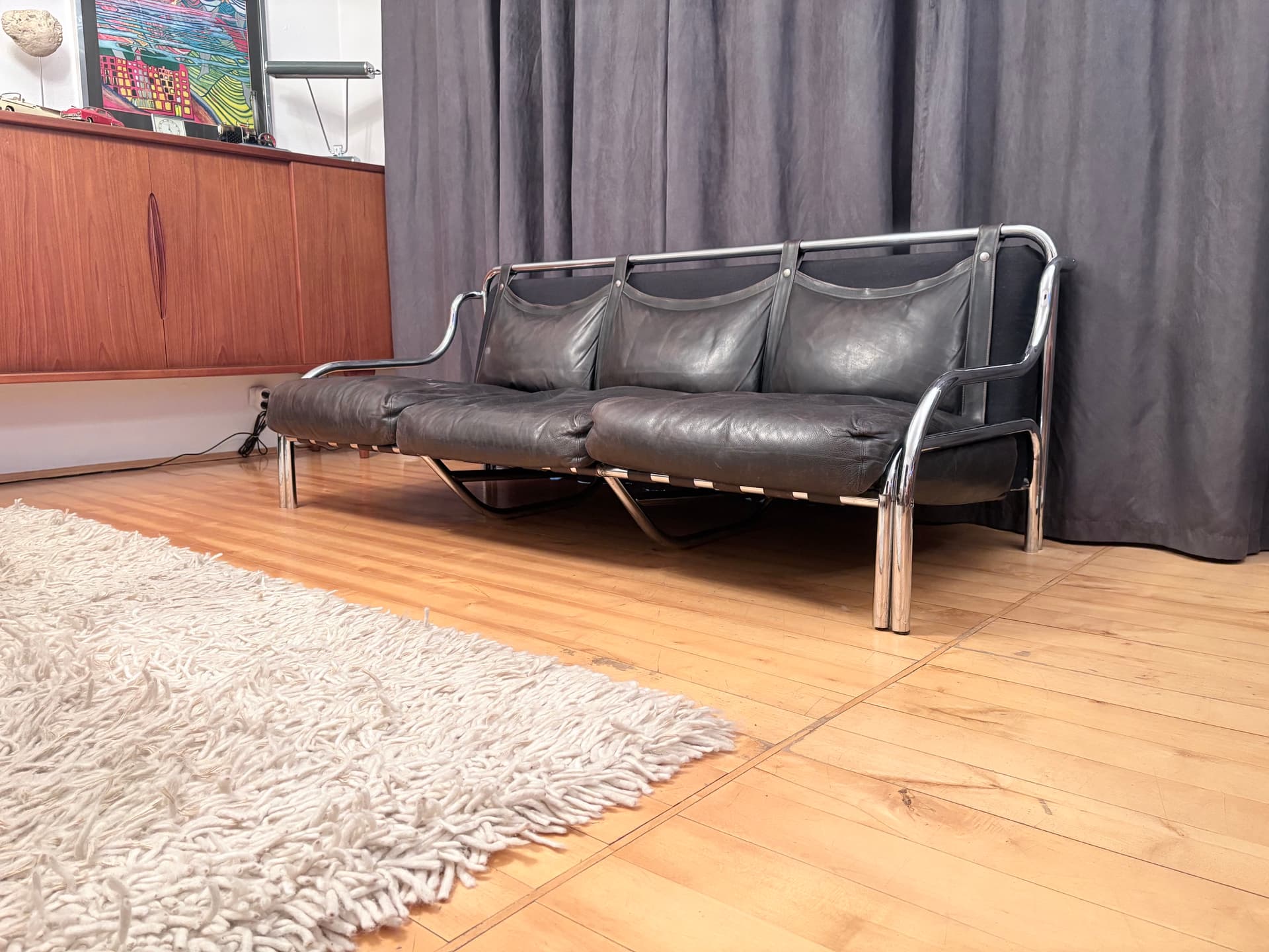 Three-seater sofa Stringa, black leather, chrome, by G. Aulenti, Poltronova, Italy, 1960s. - 325397
