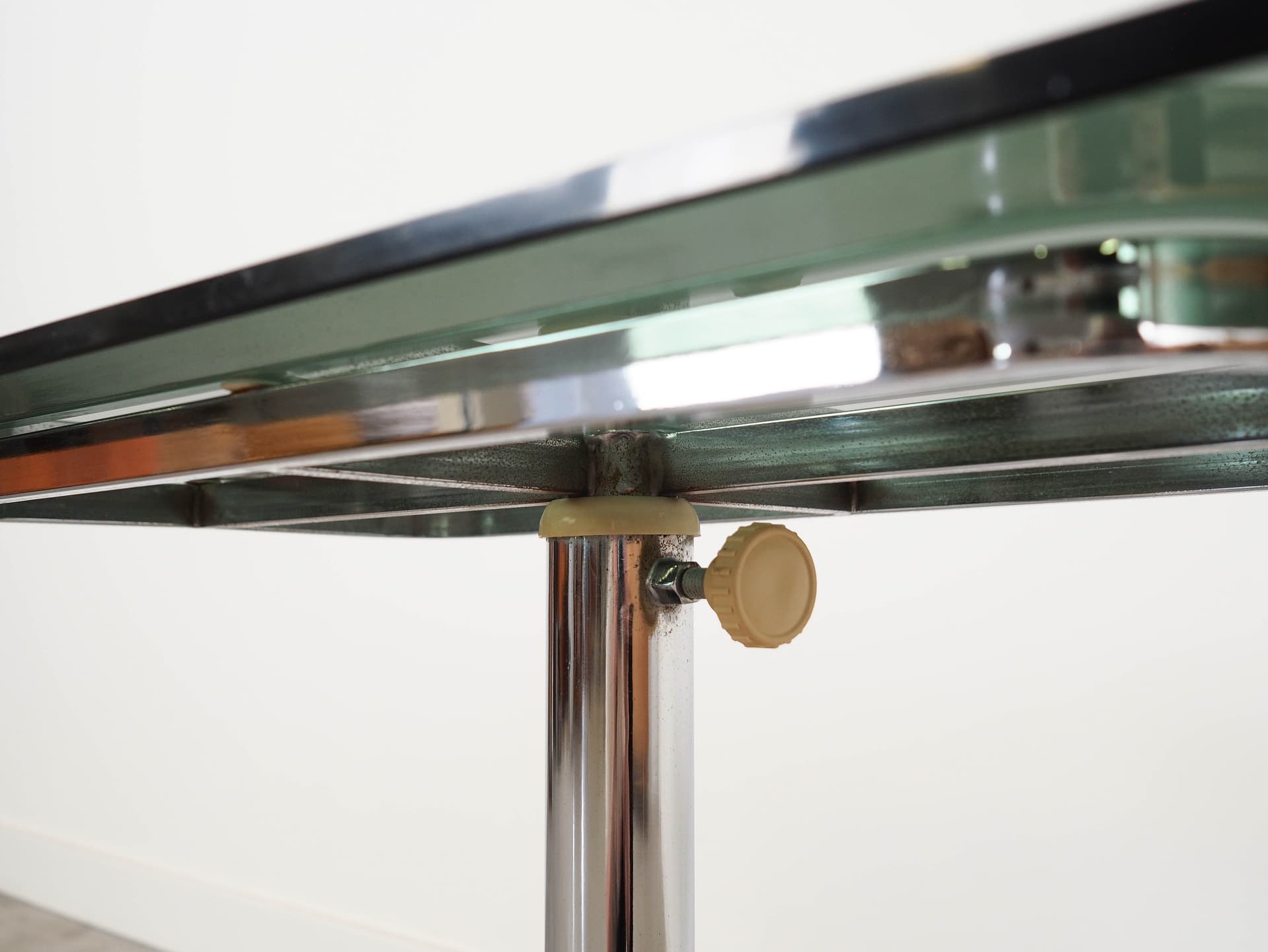 Side table, black glass, silver stainless steel, Italy, 1970s. - 325525