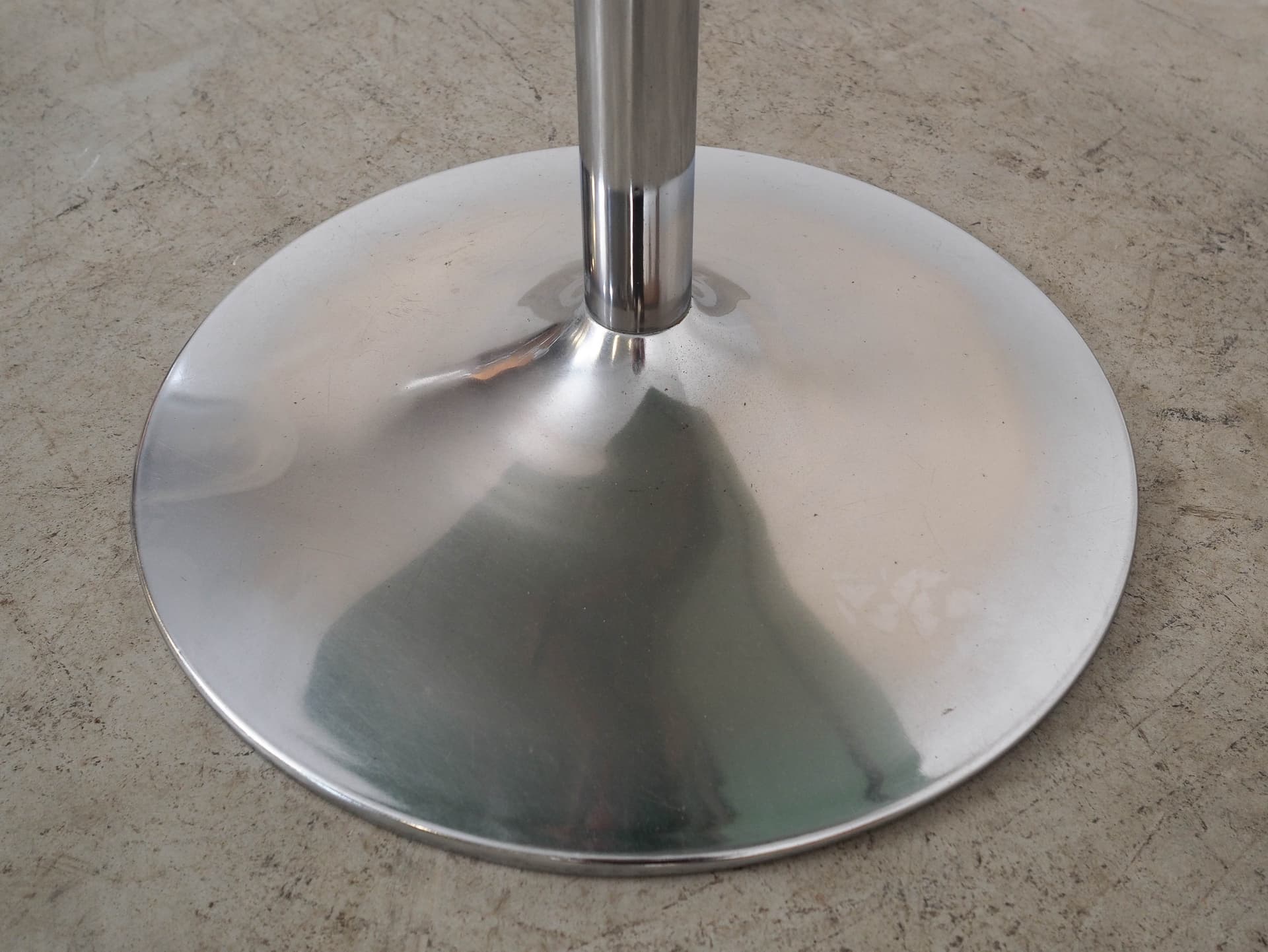 Side table, black glass, silver stainless steel, Italy, 1970s. - 325524