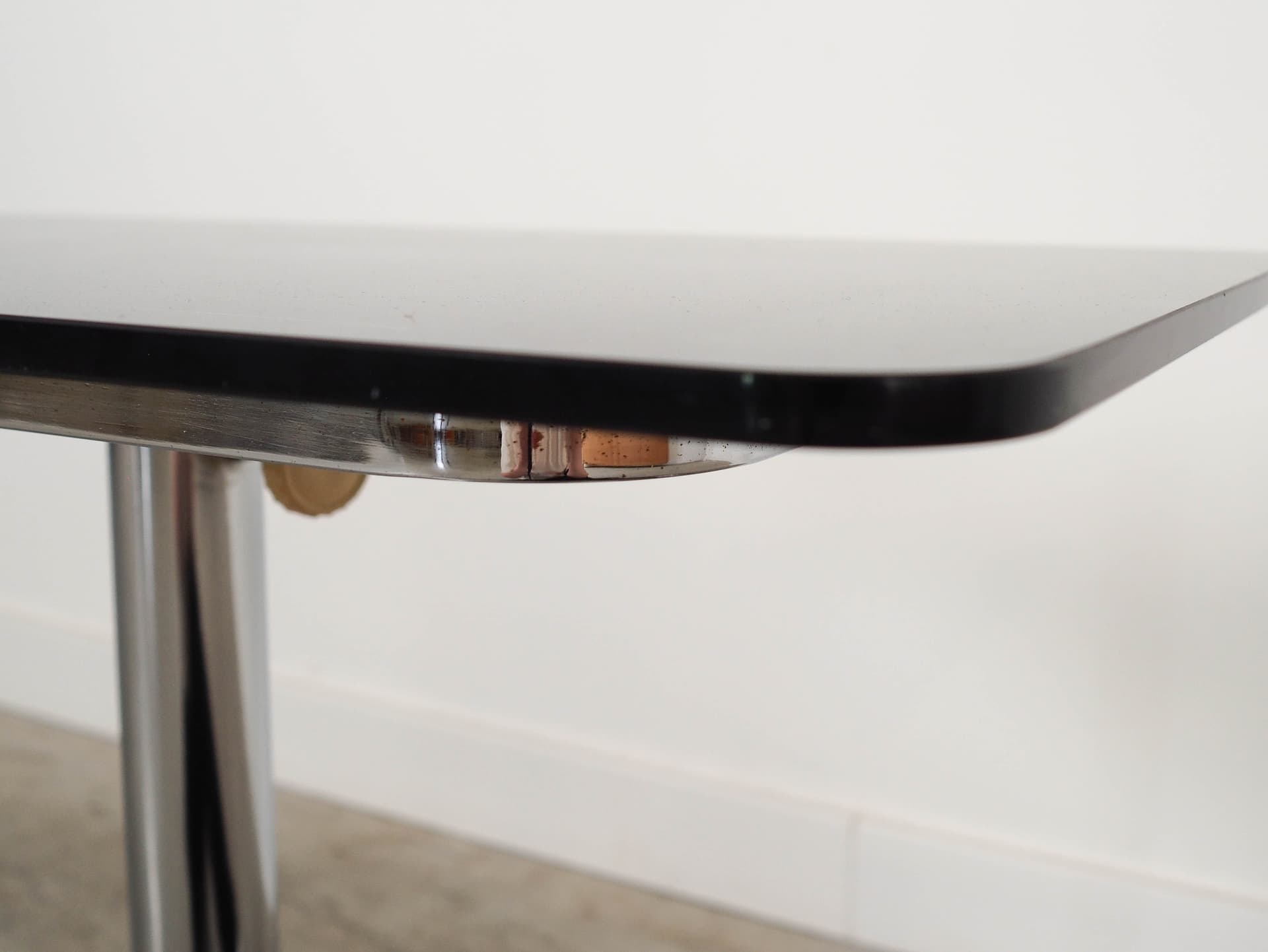 Side table, black glass, silver stainless steel, Italy, 1970s. - 325528