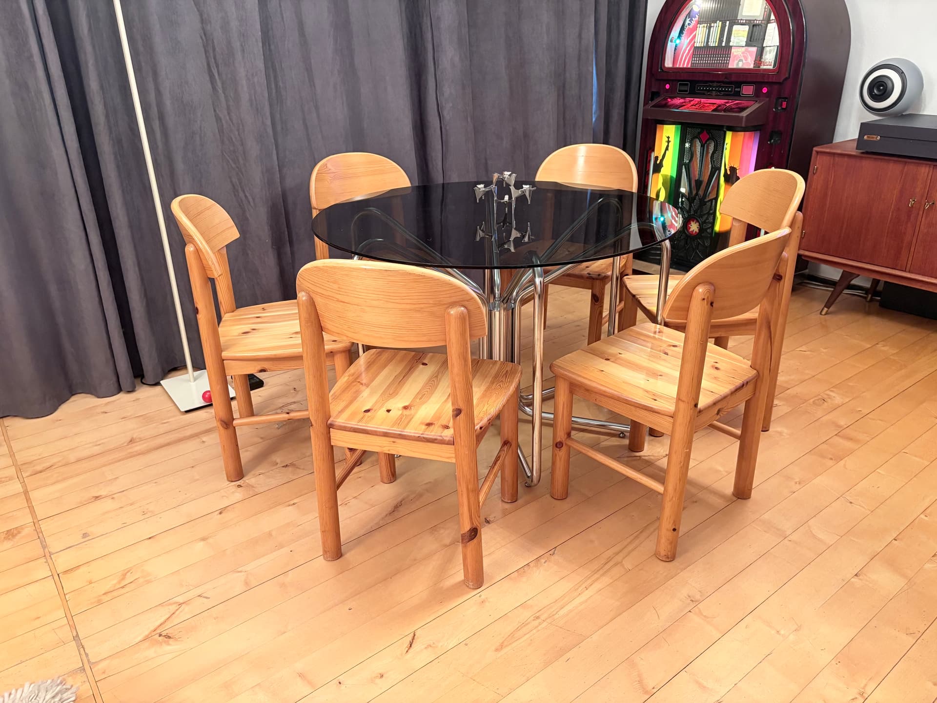 Set of Six Chairs, brown pine, by R. Daumiller, Denmark, 1970s. - 325700