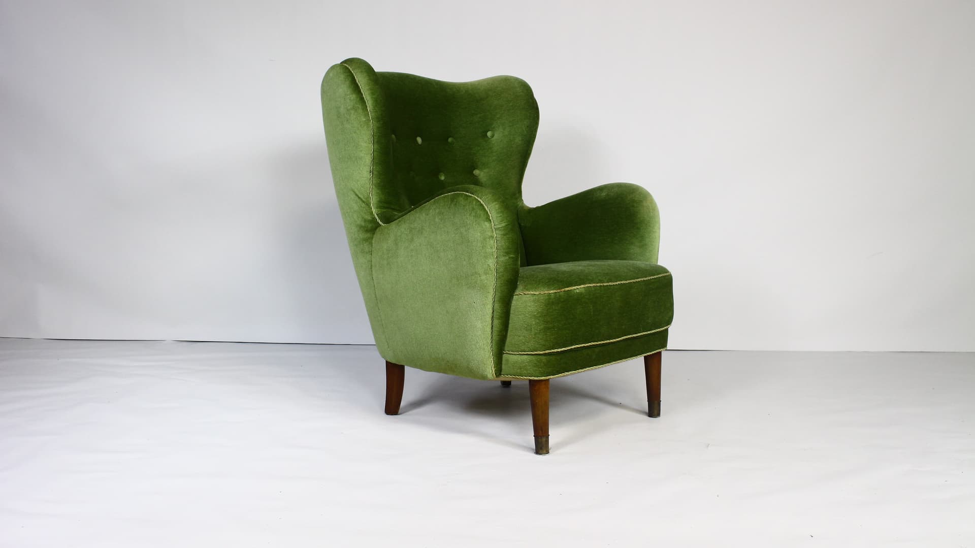 Fotel Art Deco, velvet zielony, drewno brązowy, Dania, lata 50. - 325770