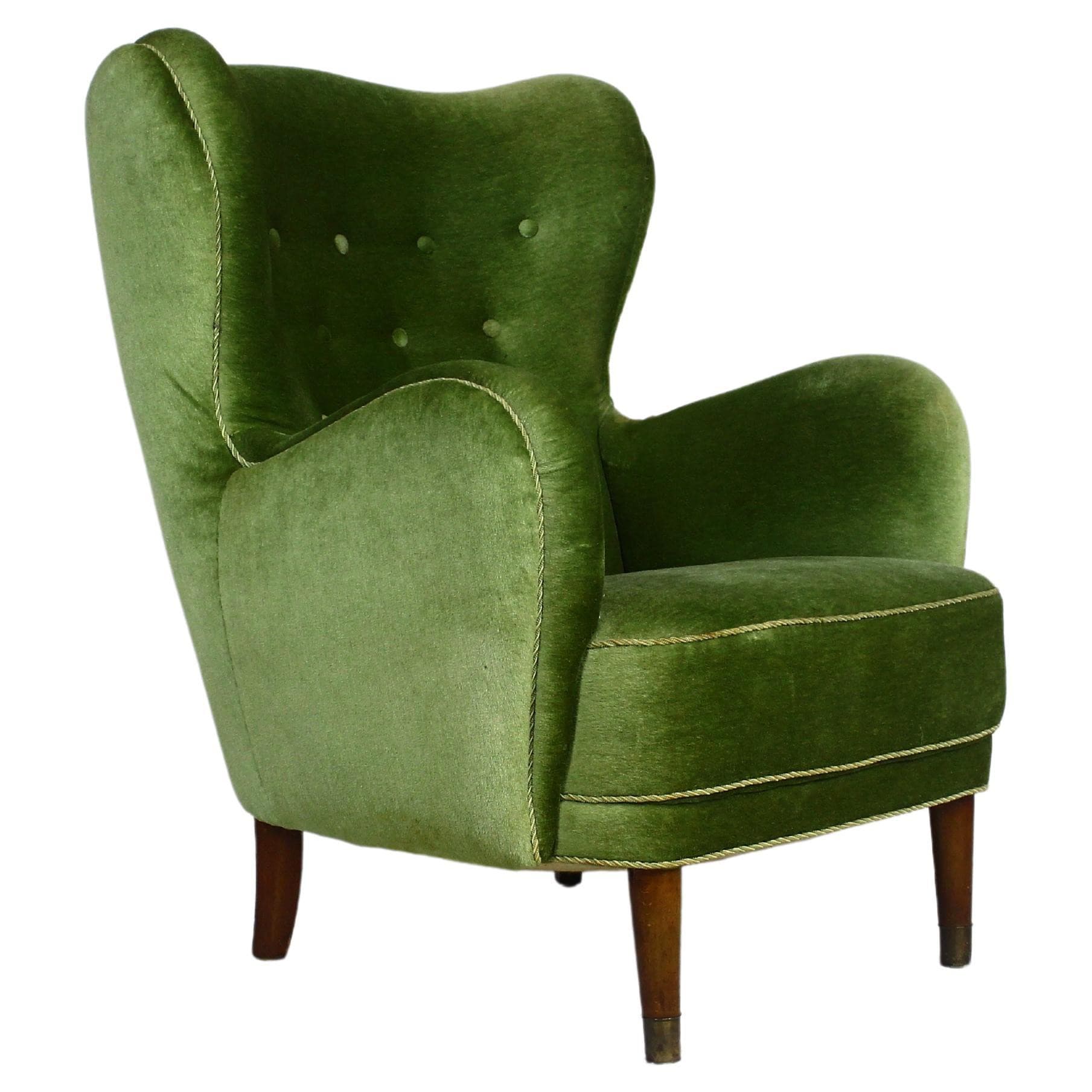 Fotel Art Deco, velvet zielony, drewno brązowy, Dania, lata 50.
