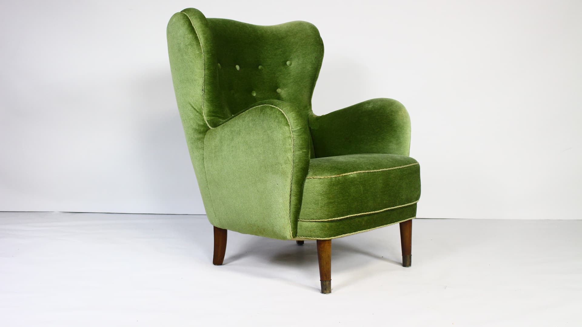 Fotel Art Deco, velvet zielony, drewno brązowy, Dania, lata 50. - 325773