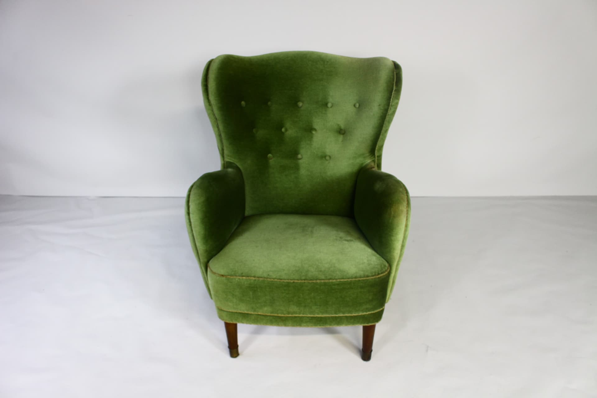 Fotel Art Deco, velvet zielony, drewno brązowy, Dania, lata 50. - 325769