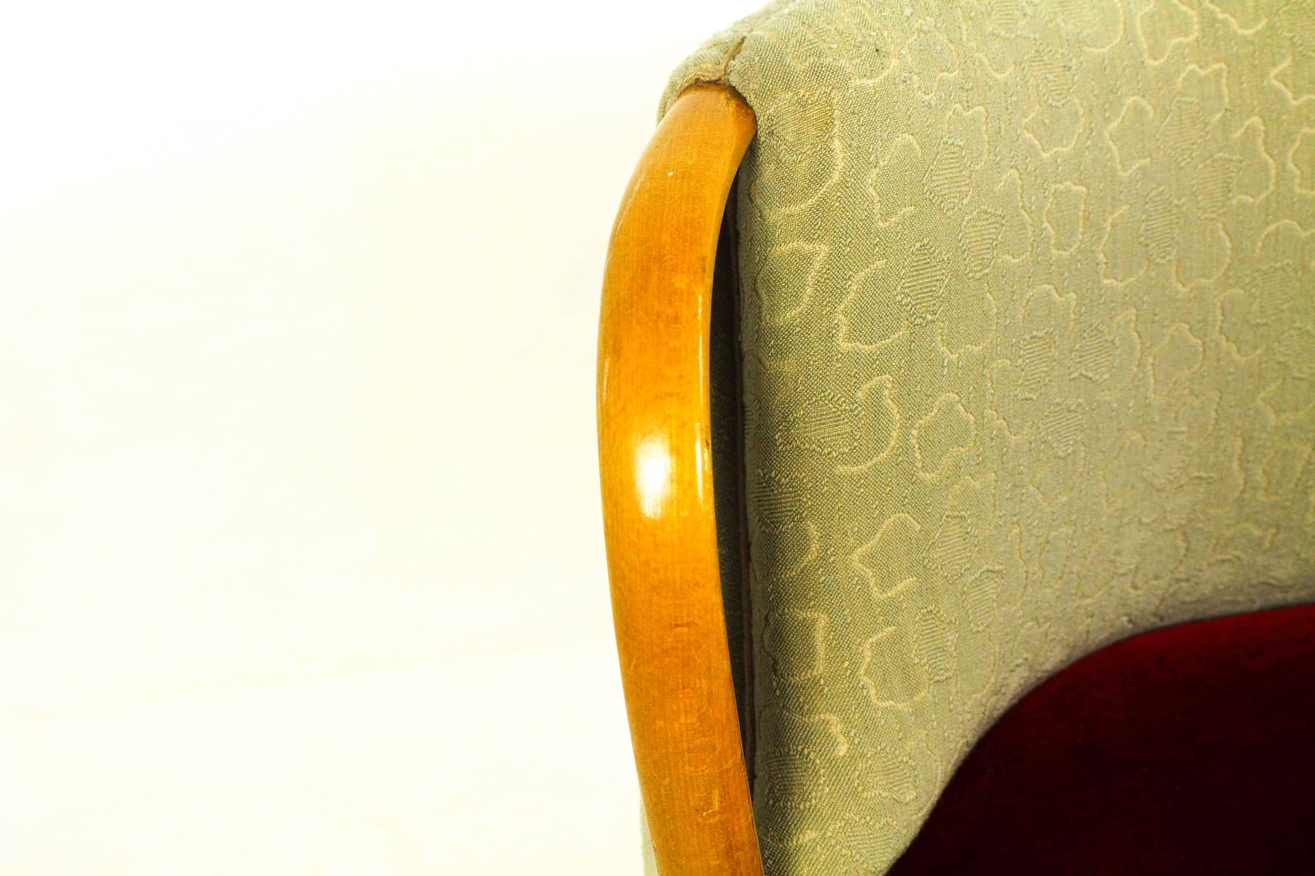 Banana sofa, burgundy velvet, honey beech, N.A. Jørgensens Møbelfabrik, Denmark, 1950s. - 325788