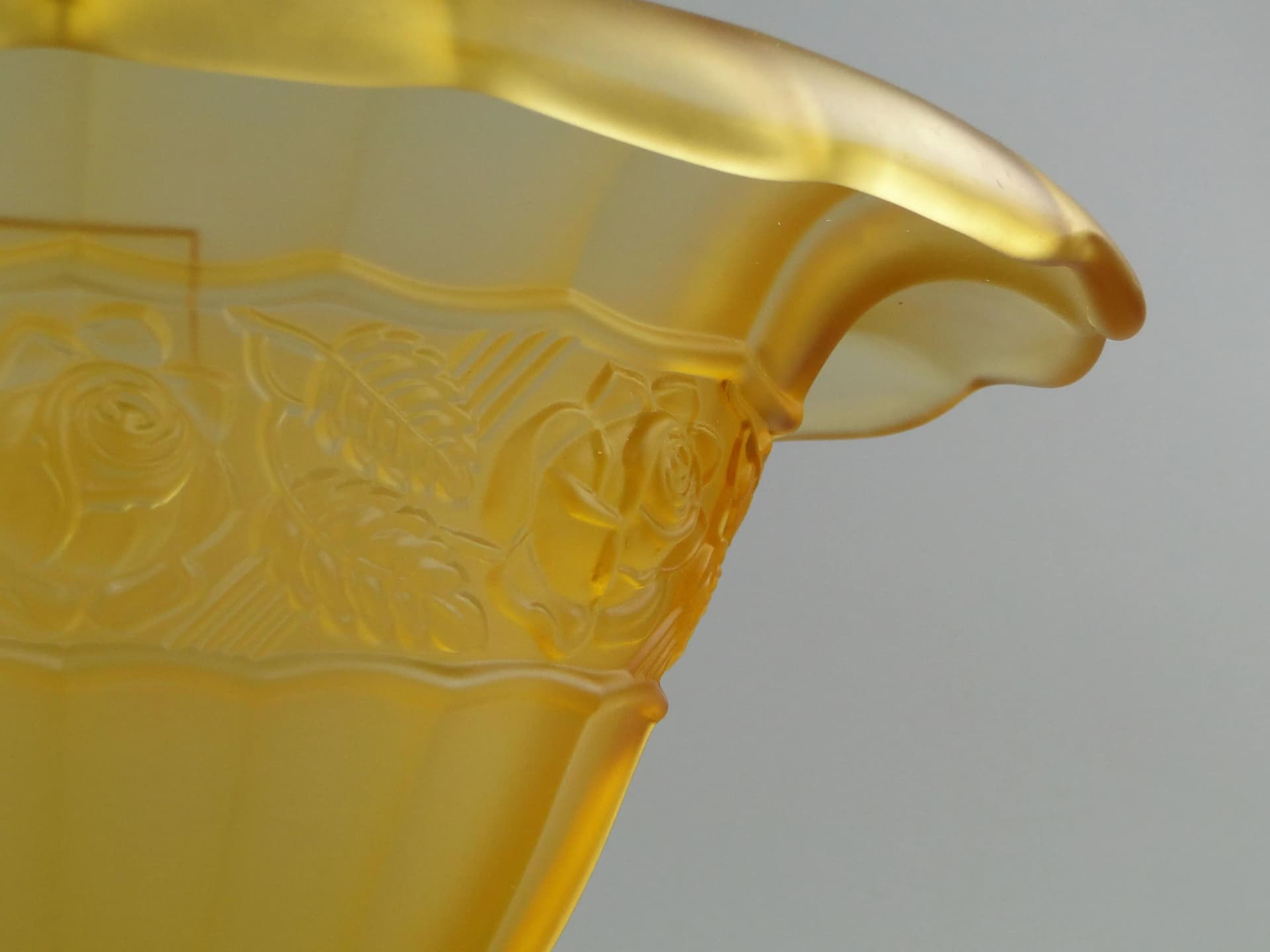 Wazon Art Deco, żółty, szkło, Polska, lata 30. - 24523