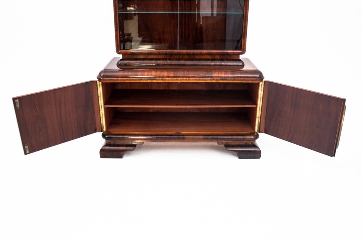 Cabinet Art Deco, brown walnut, transparent glass, Poland, 1940s - 325948