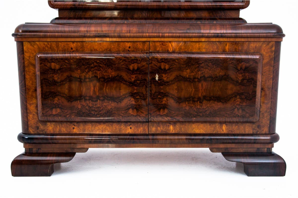 Cabinet Art Deco, brown walnut, transparent glass, Poland, 1940s - 325957