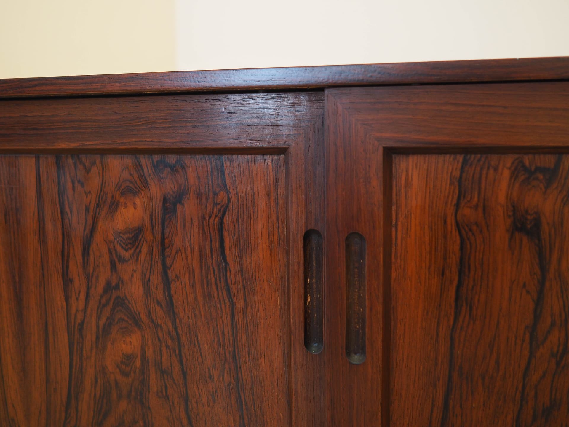 Cabinet, brown rosewood, black wood, Denmark, 1970s. - 326026