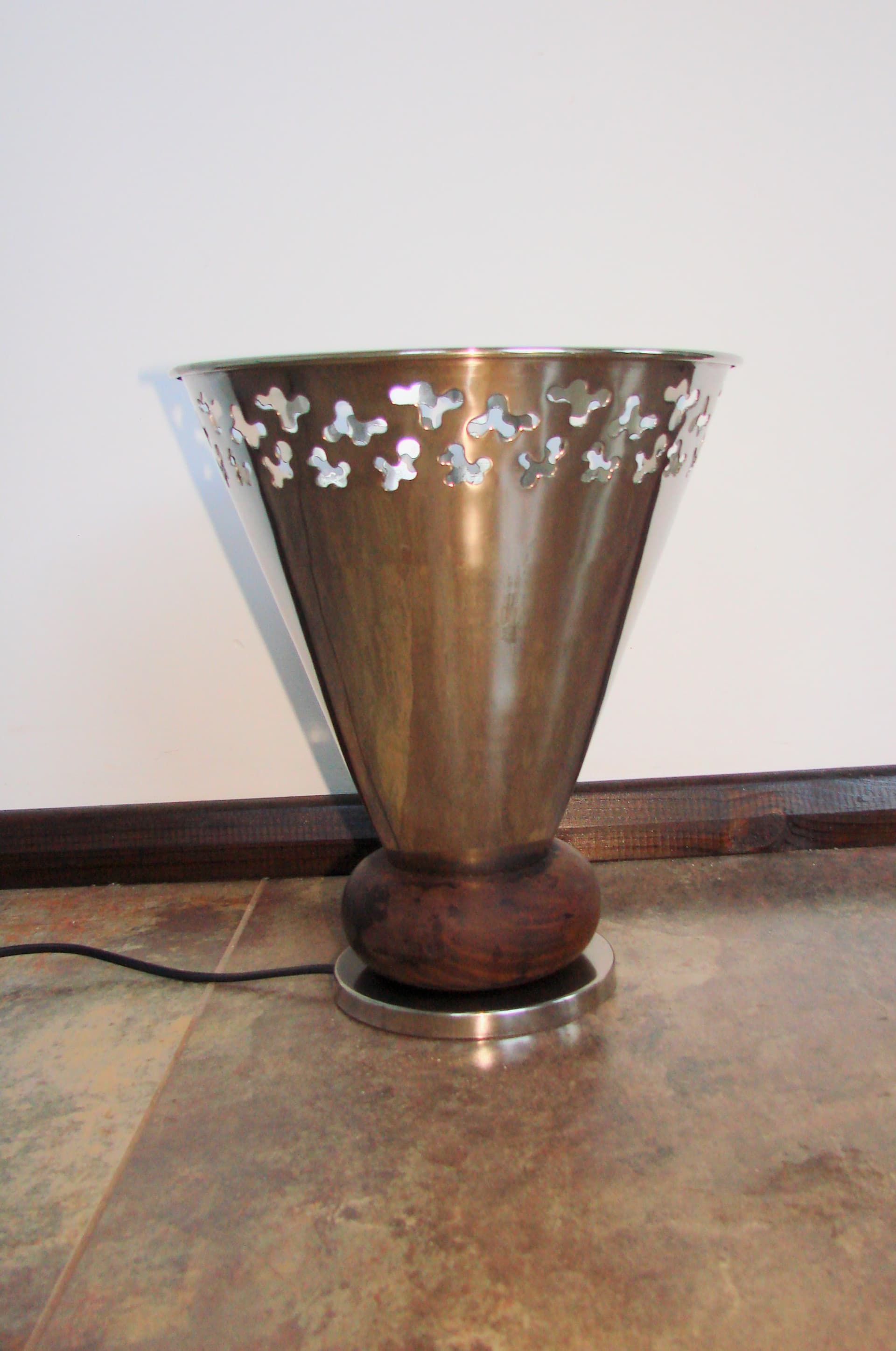 Lampa stołowa Art Deco, mosiądz niklowany srebrny, drewno brązowy, lata 40. - 326064