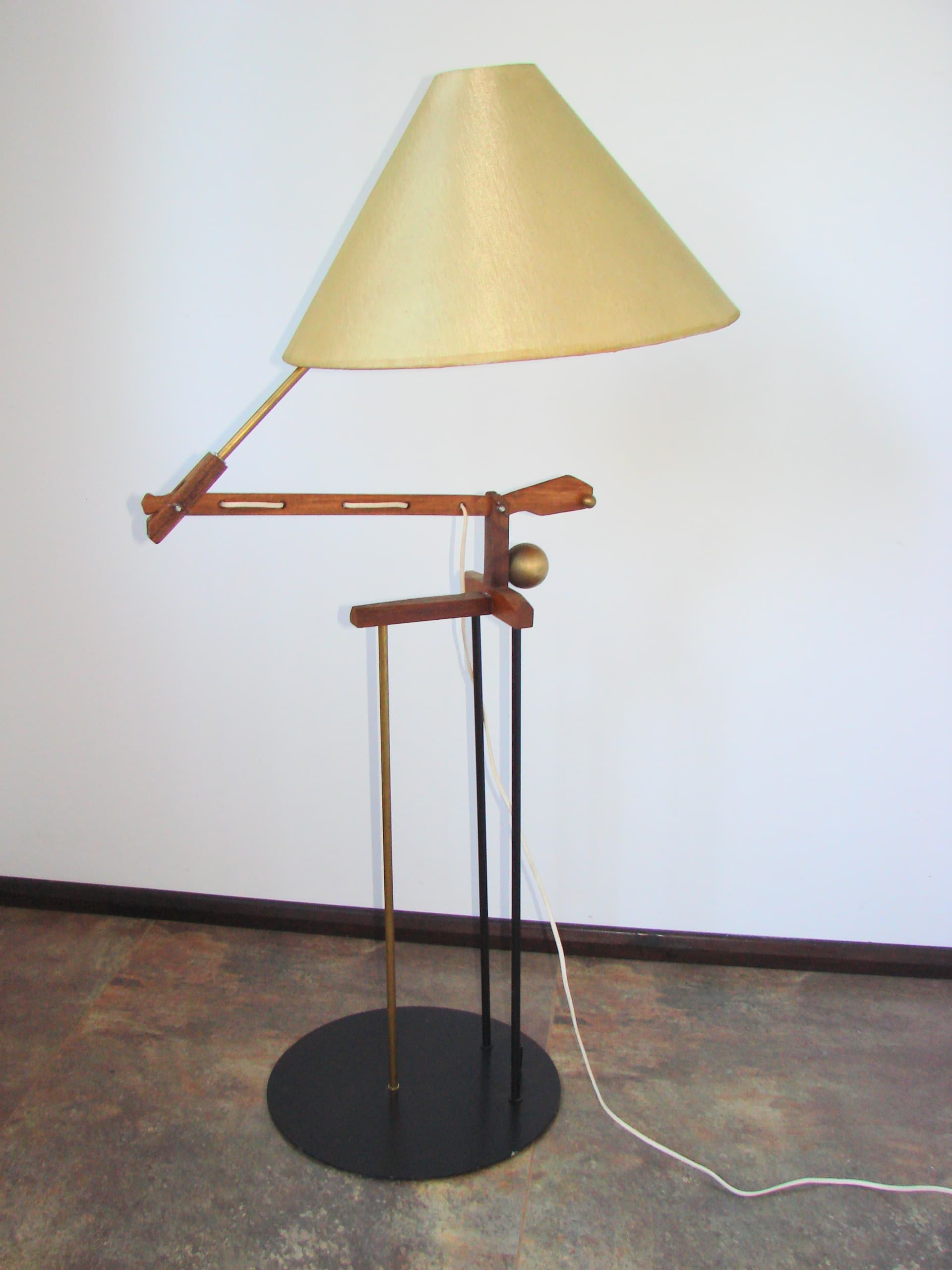 Floor Lamp Patyczak, beige lampshade, brown wood, brass, black metal, 1970s. - 326109