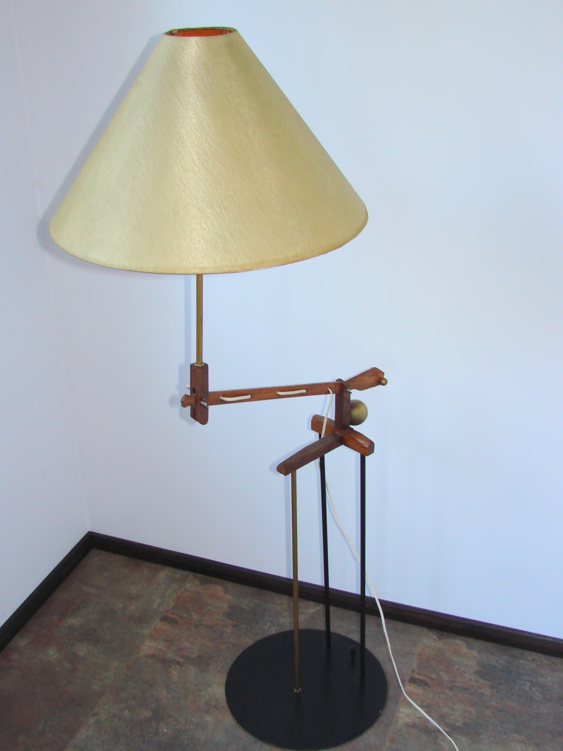 Floor Lamp Patyczak, beige lampshade, brown wood, brass, black metal, 1970s. - 326112