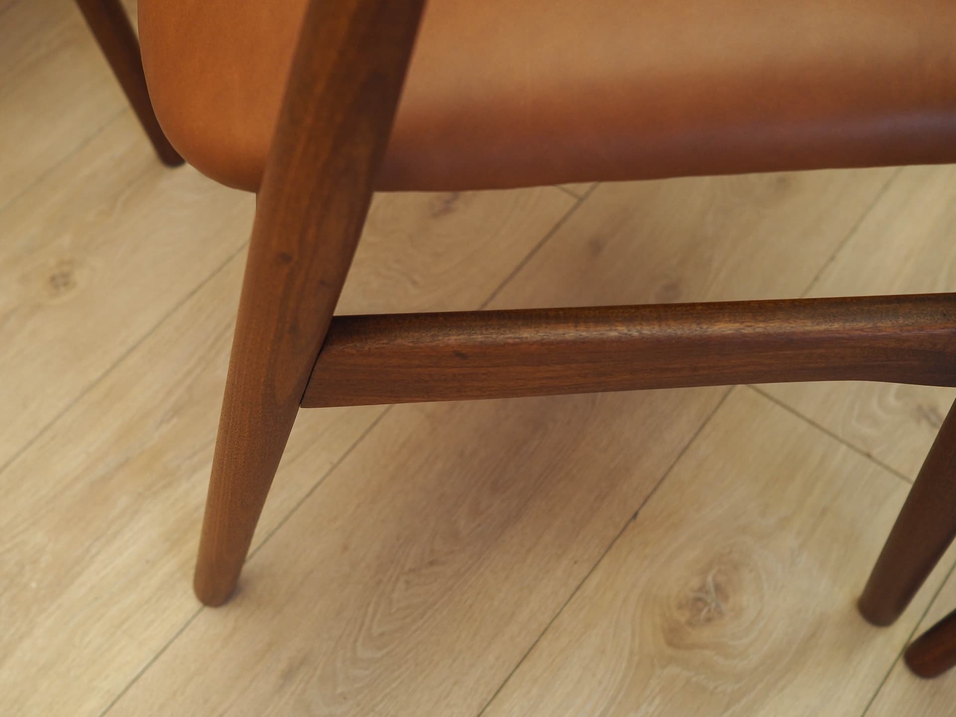 Set of six chairs, brown teak, brown leather, Denmark, 1970s. - 326409