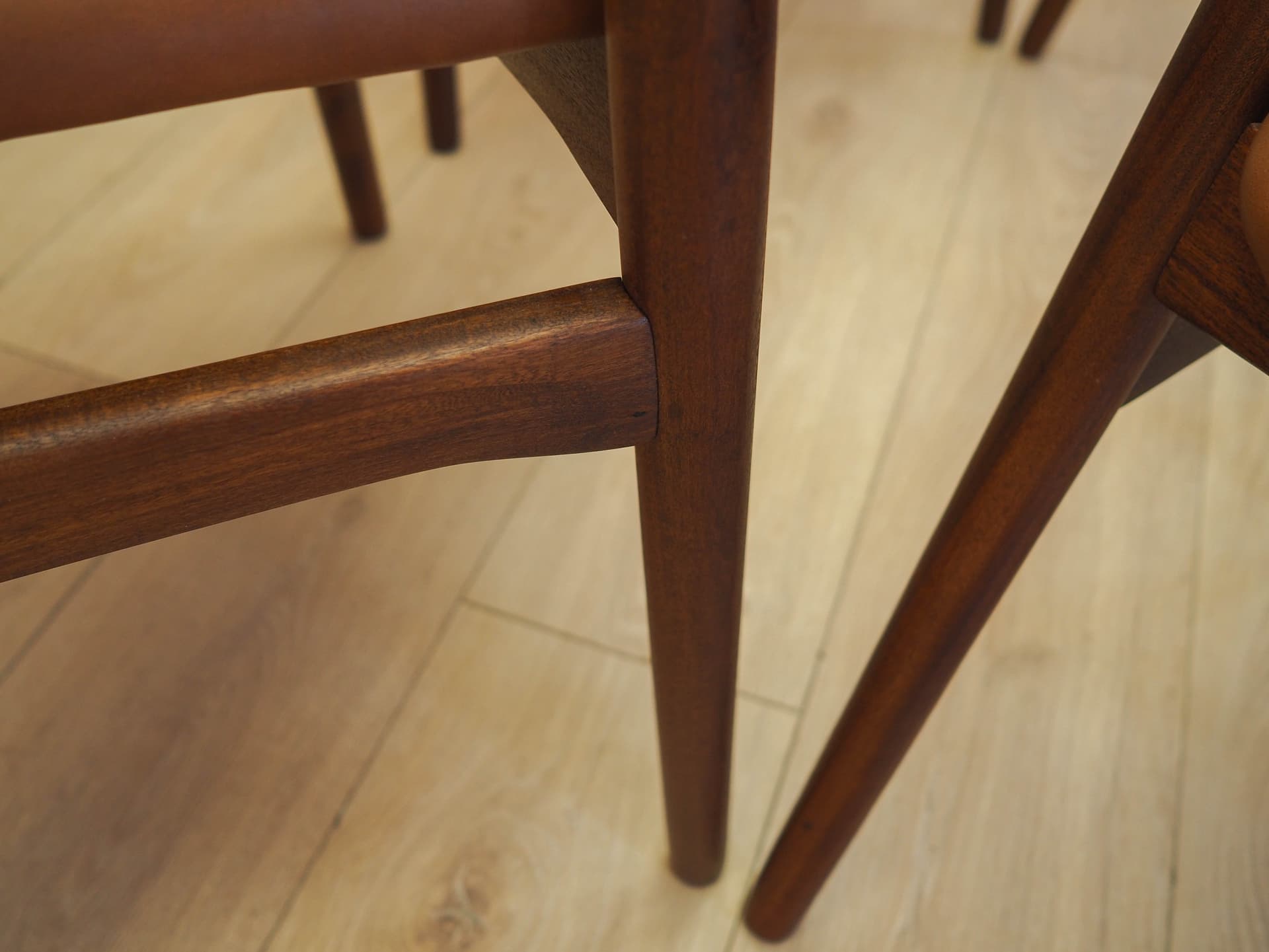 Set of six chairs, brown teak, brown leather, Denmark, 1970s. - 326410