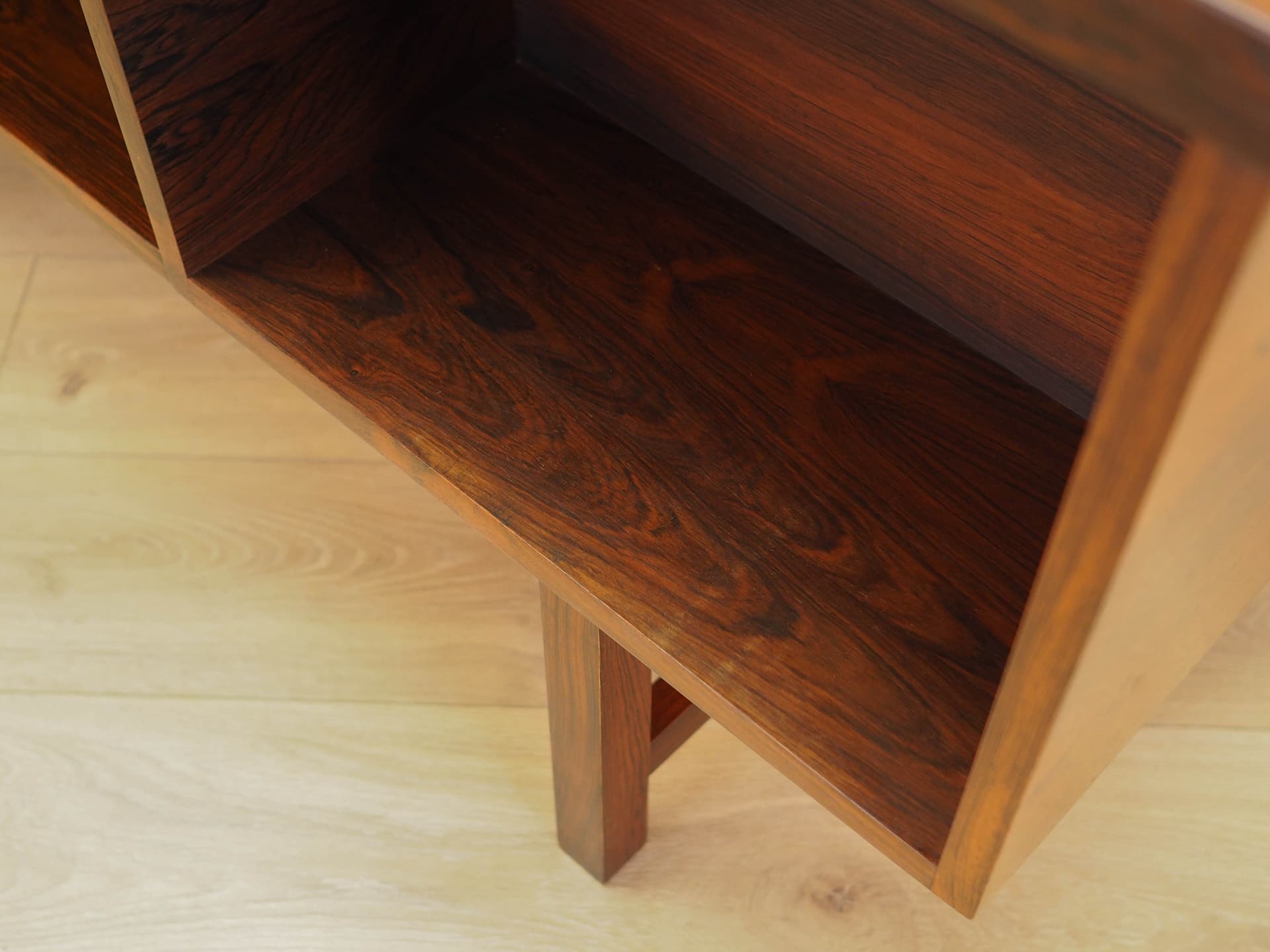 Desk, brown rosewood, Eigil Petersens Møbelfabrik, Denmark, 1970s. - 326441