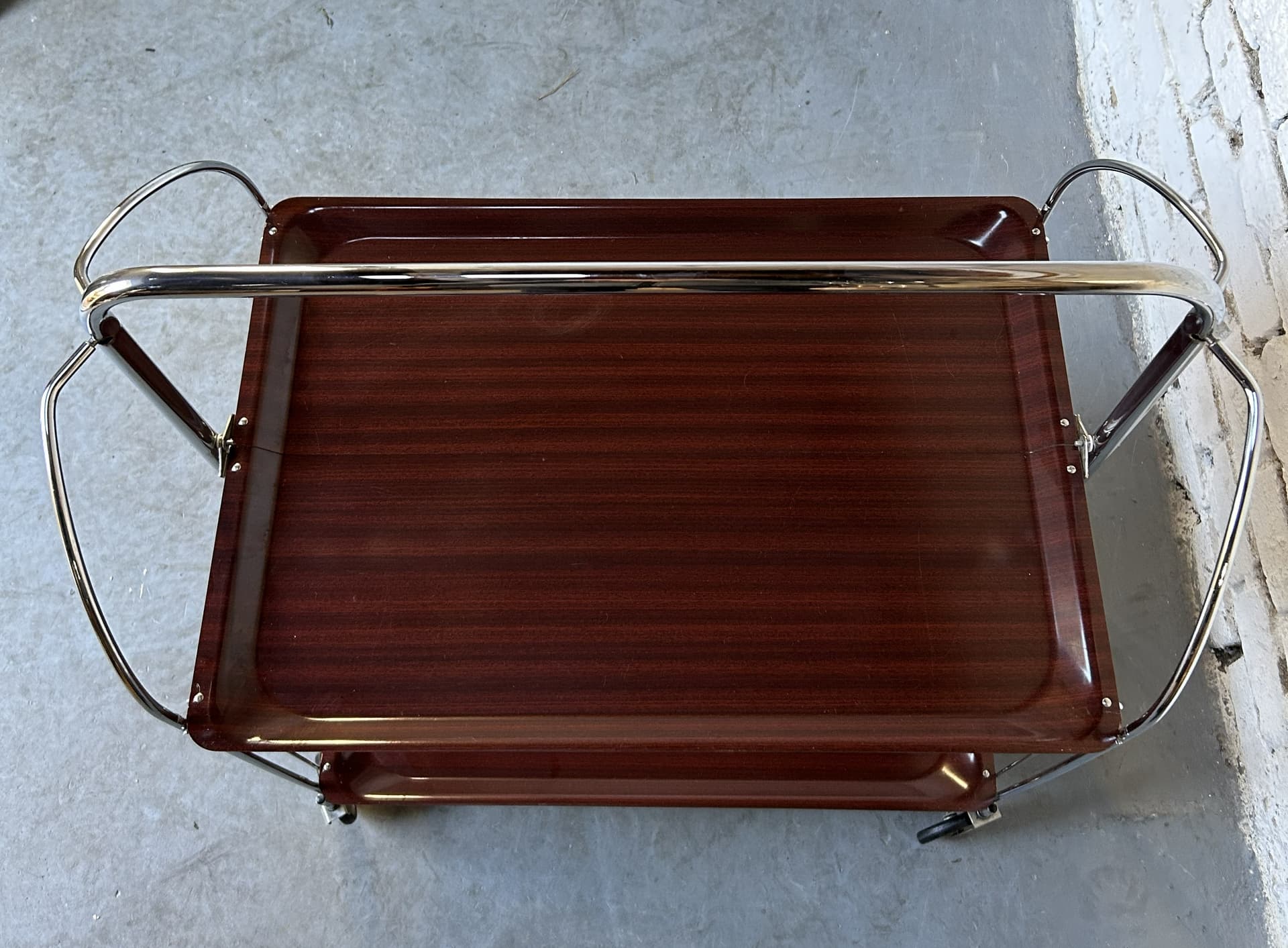Folding bar cart, brown laminate, chrome, 1970s. - 326647