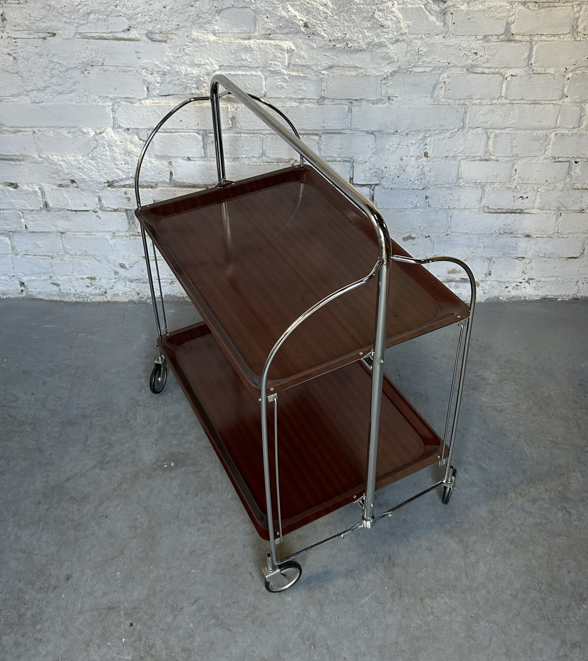 Folding bar cart, brown laminate, chrome, 1970s. - 326643