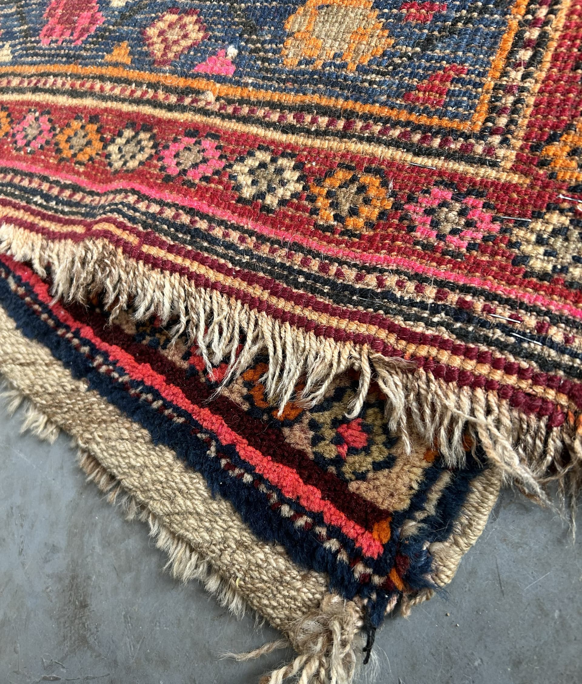 Runner rug, 130x360 cm, navy multicolor wool, Turkey, 1970s. - 326667