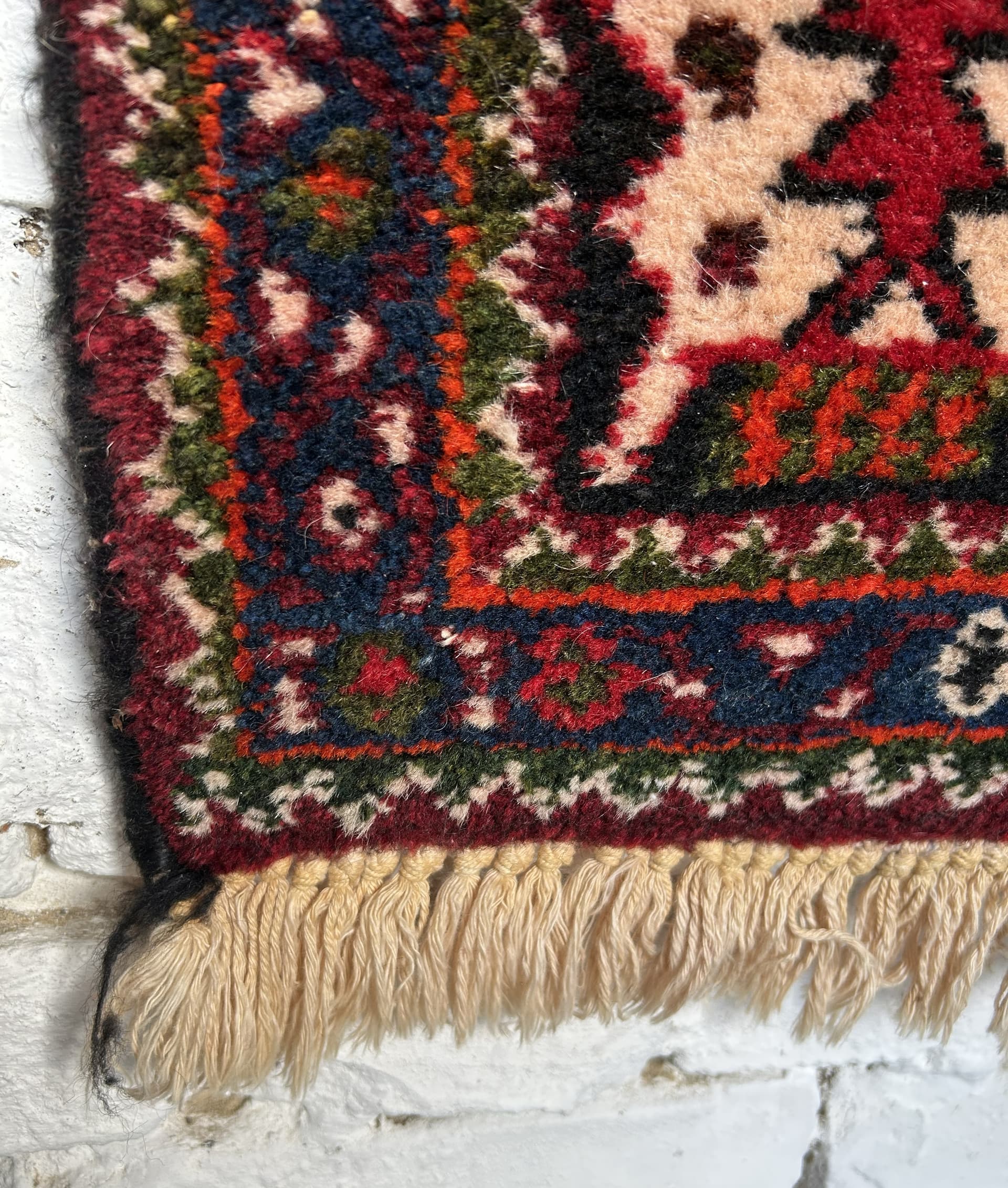 Rug Hamadan 150x110 cm, red, wool, Iran, 1970s. - 326729