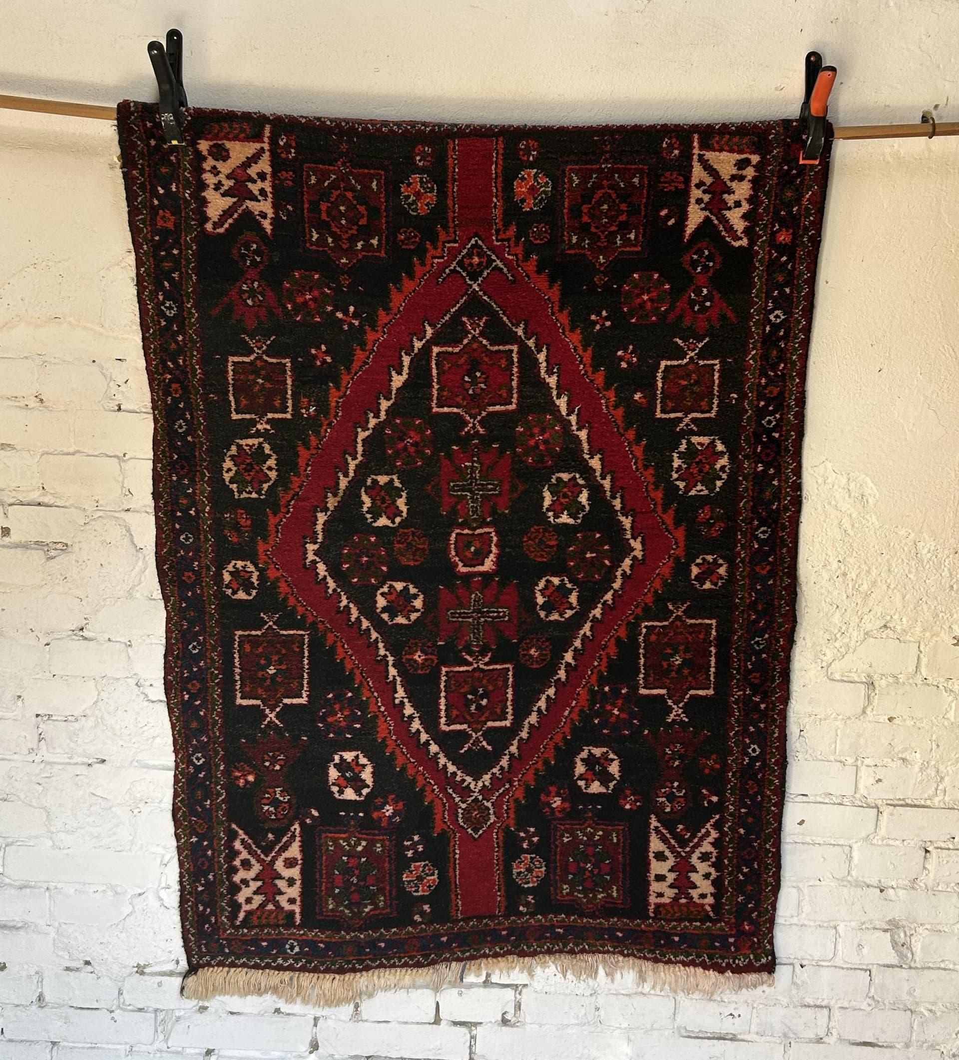 Rug Hamadan 150x110 cm, red, wool, Iran, 1970s. - 326726