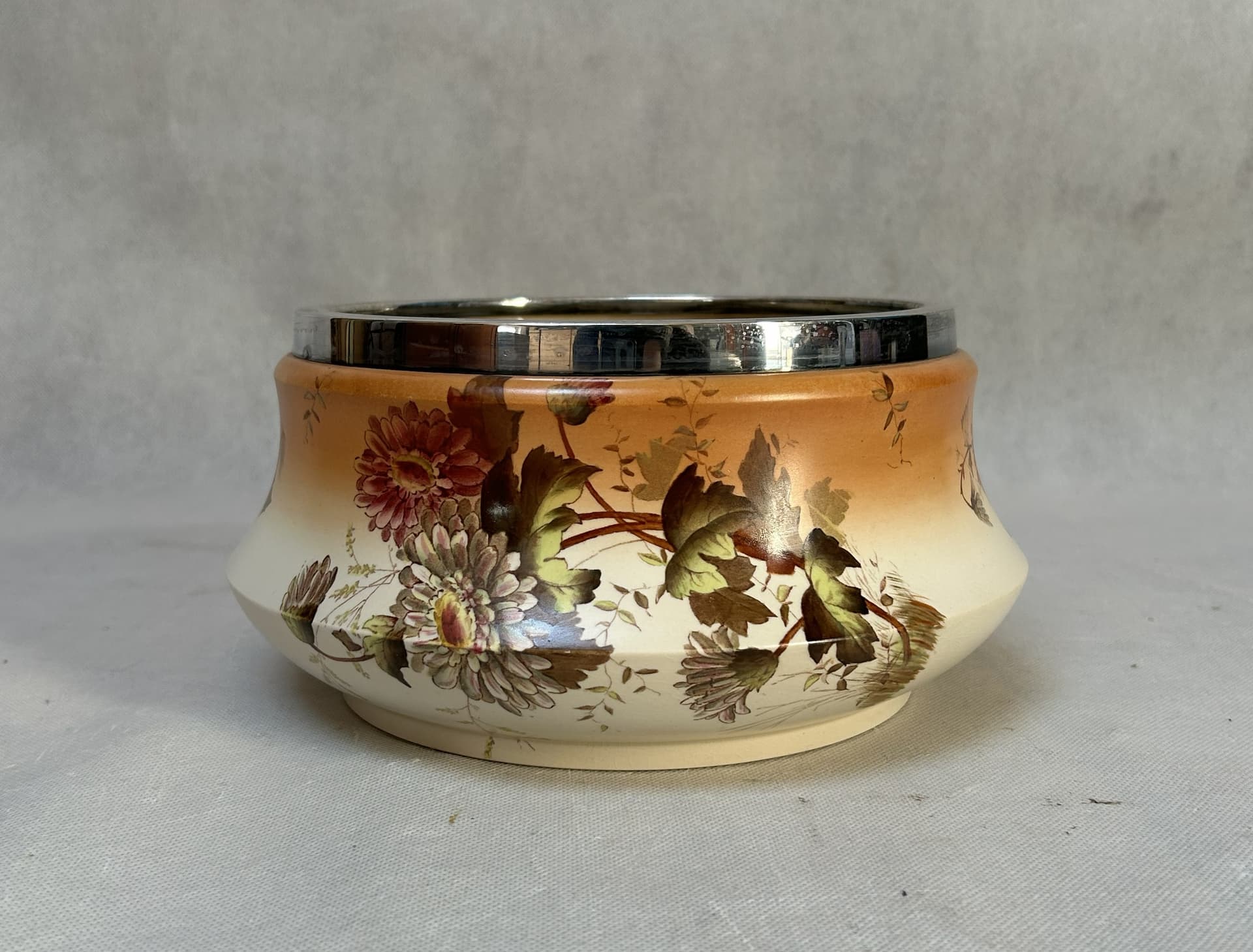 Miska, Carlton Ware W&R, ceramika beżowa, srebro, Anglia, ok. 1900 - 326732